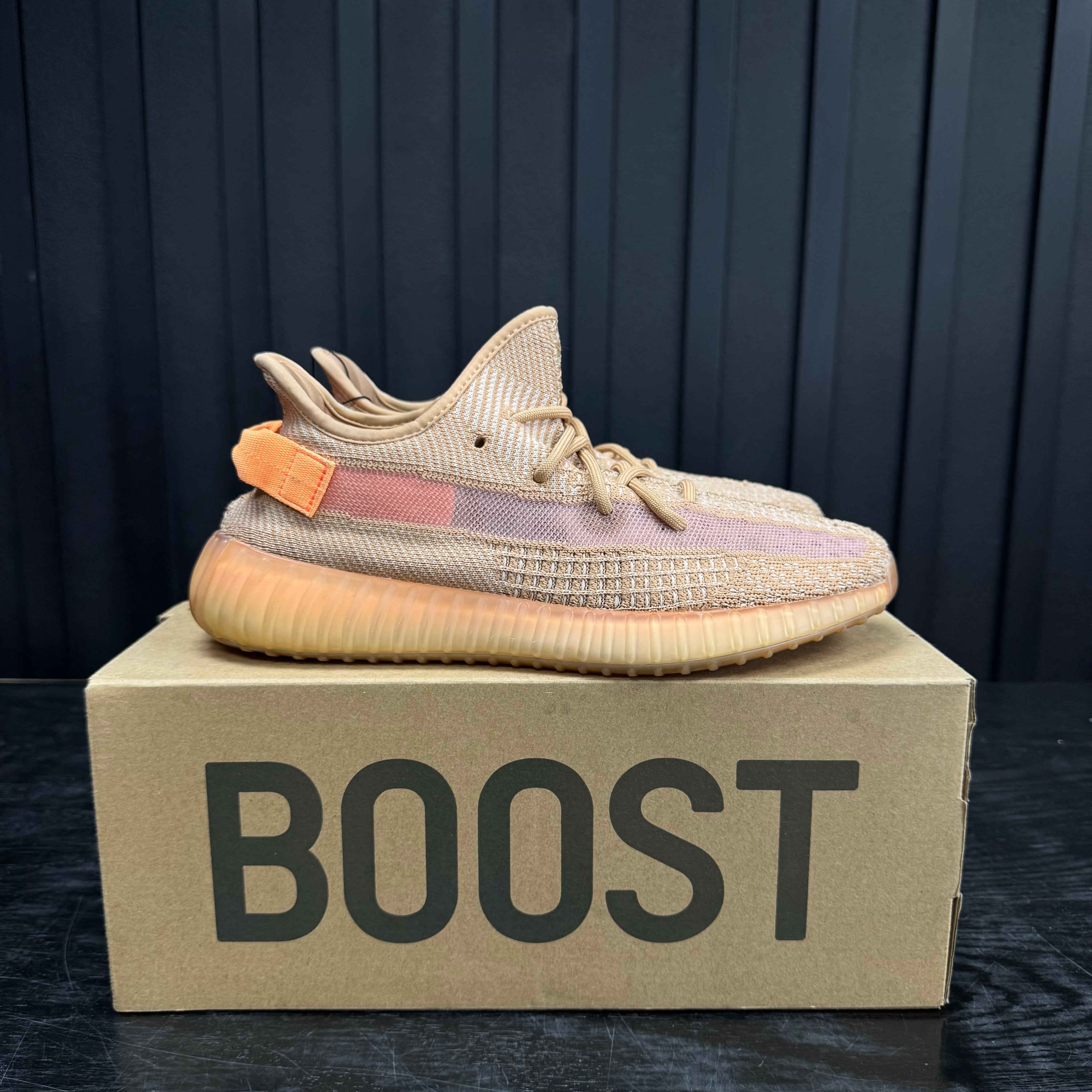 adidas Yeezy Boost 350 V2 Clay - Used - 1811