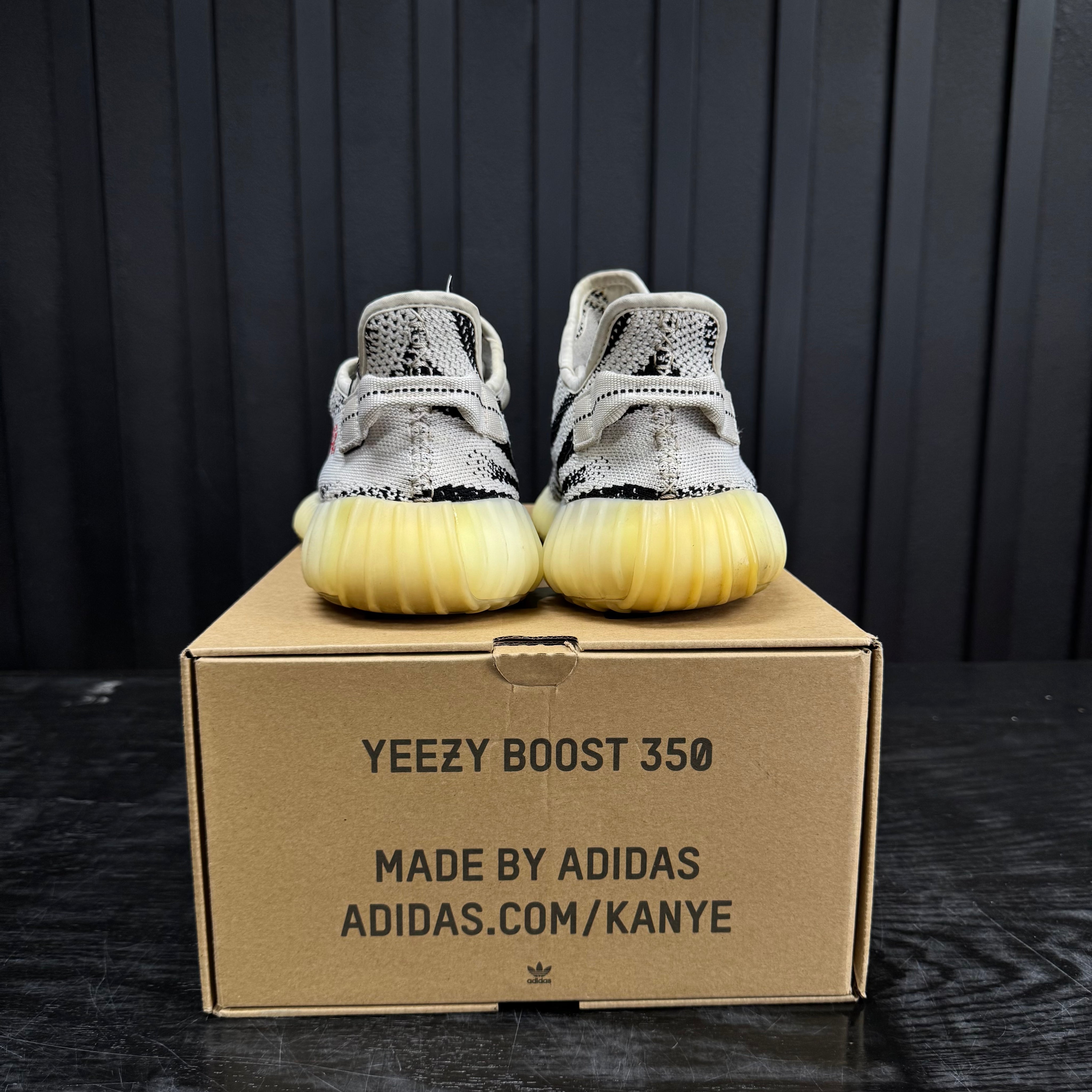 adidas Yeezy Boost 350 V2 Zebra - Used - 1809