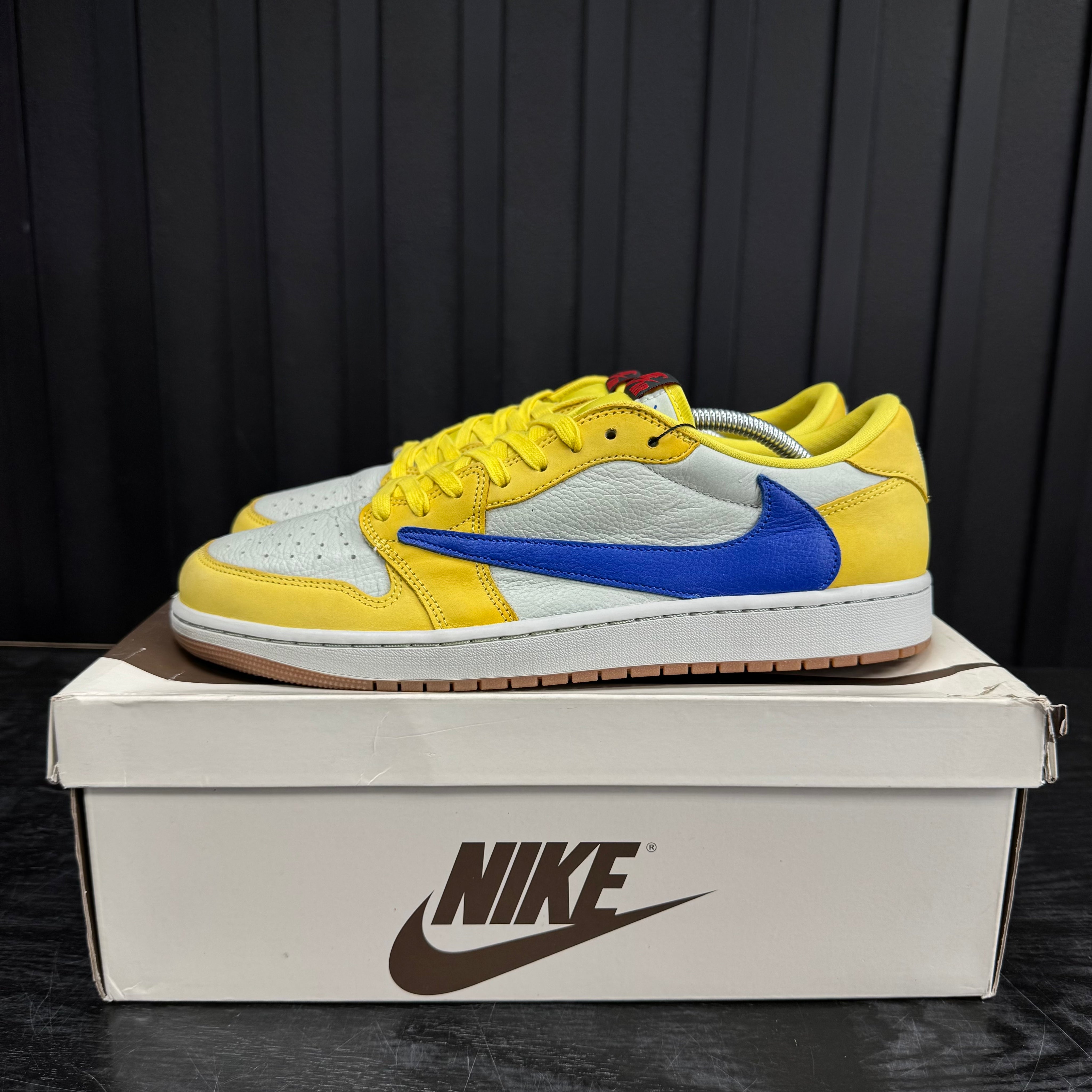 Jordan 1 Retro Low OG SP Travis Scott Canary (Women's) - Used - 1835