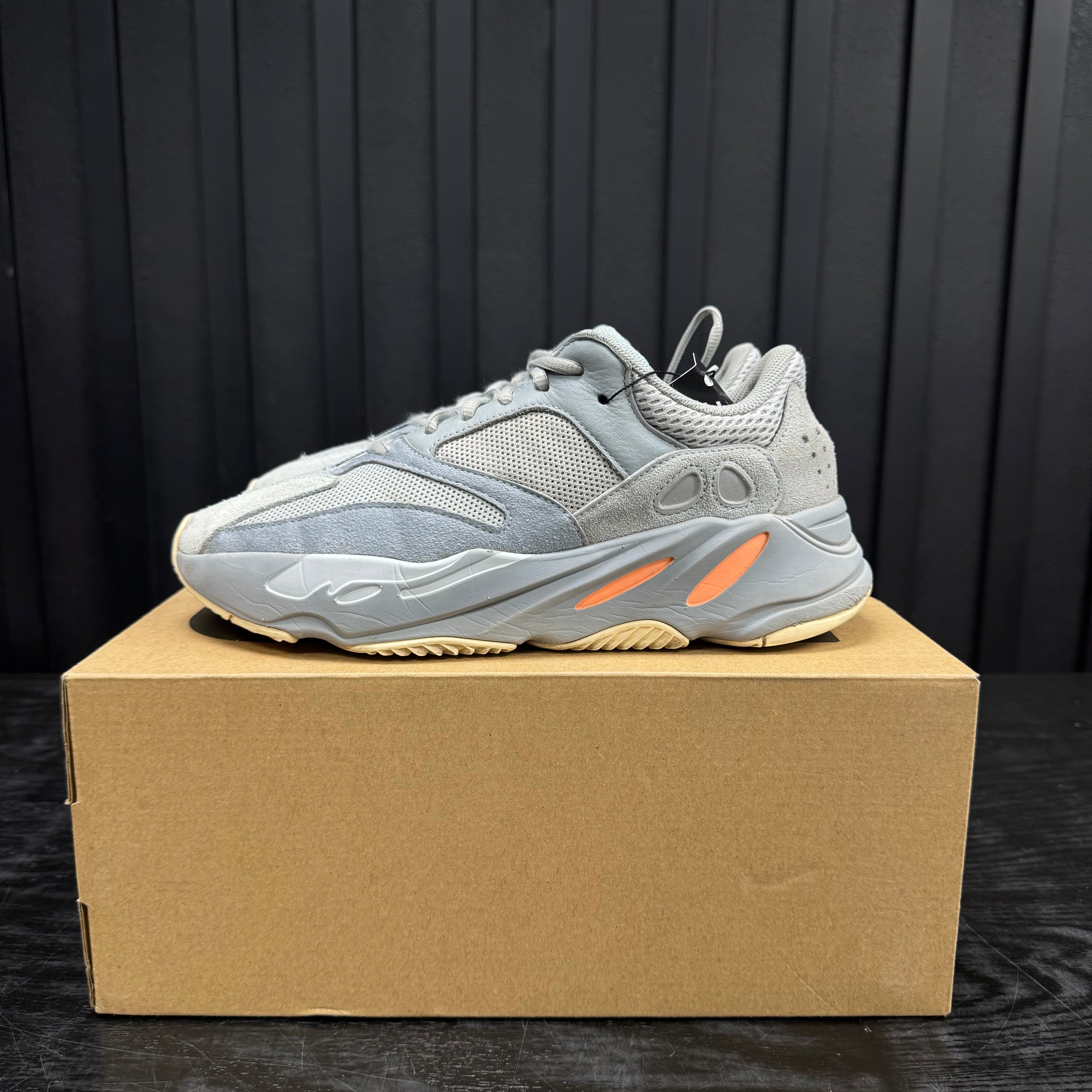 adidas Yeezy Boost 700 Inertia - Used - 1812