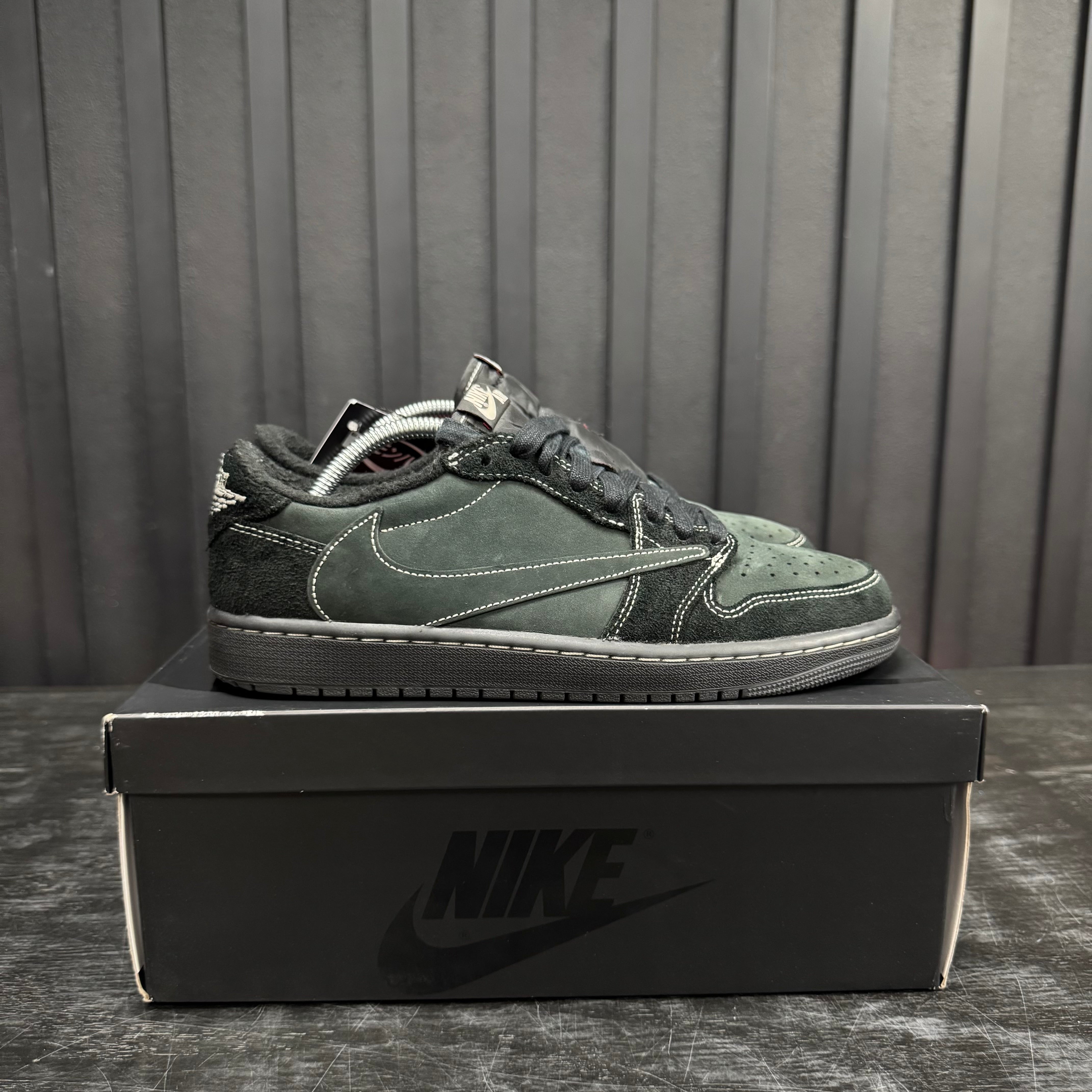 Jordan 1 Retro Low OG SP Travis Scott Black Phantom - Used - 1833