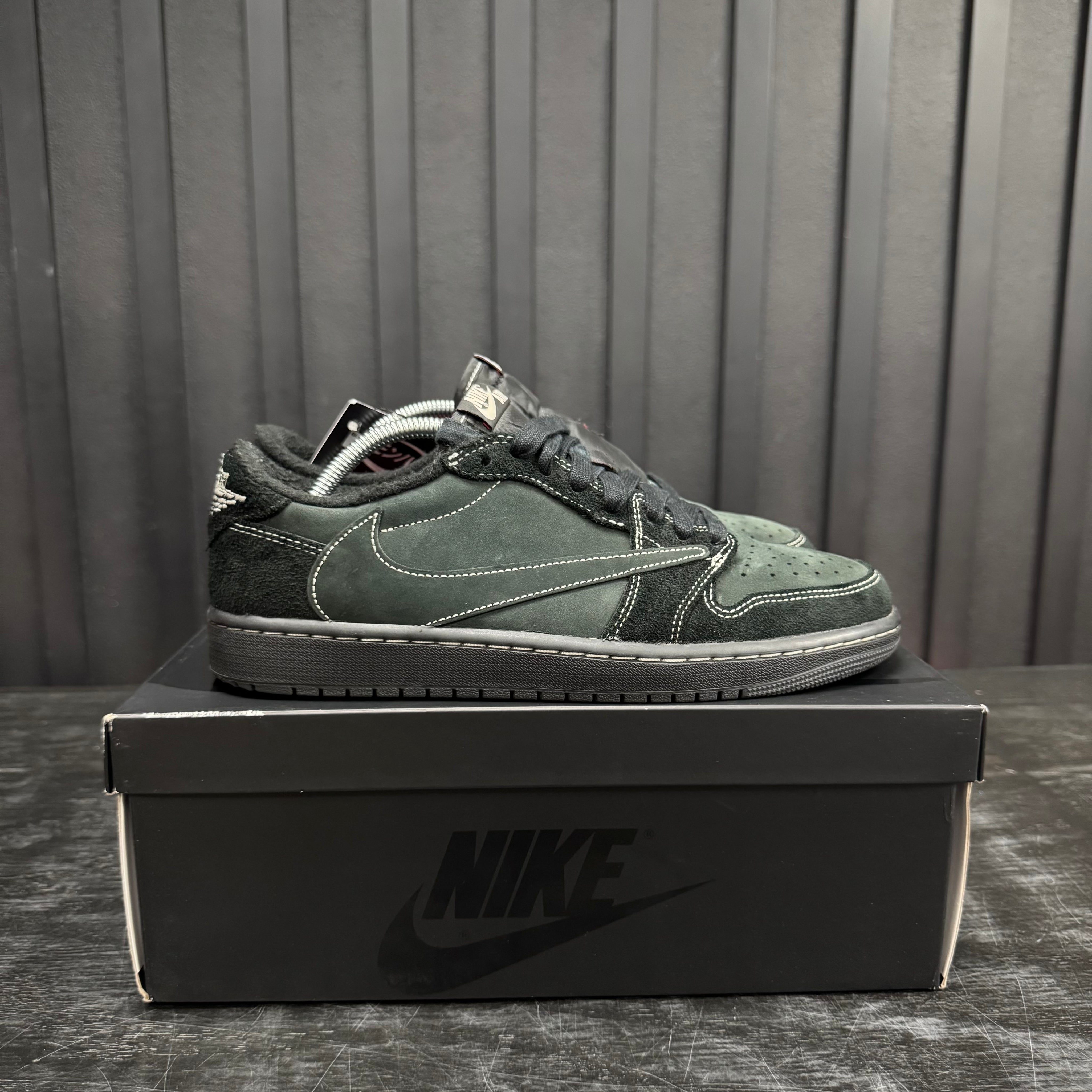 Jordan 1 Retro Low OG SP Travis Scott Black Phantom - Used - 1833