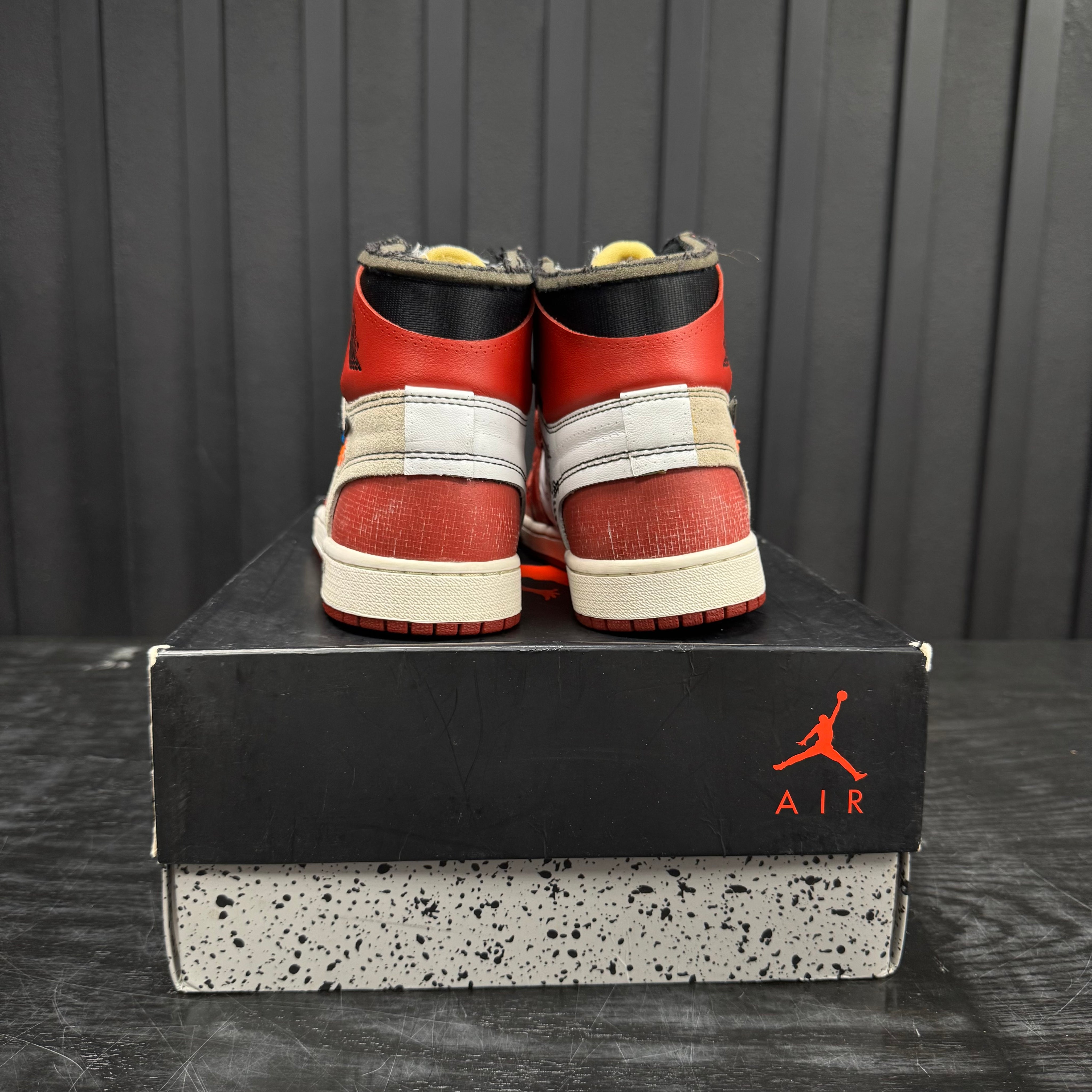 Jordan 1 Retro High Off-White Chicago - Used - 1836