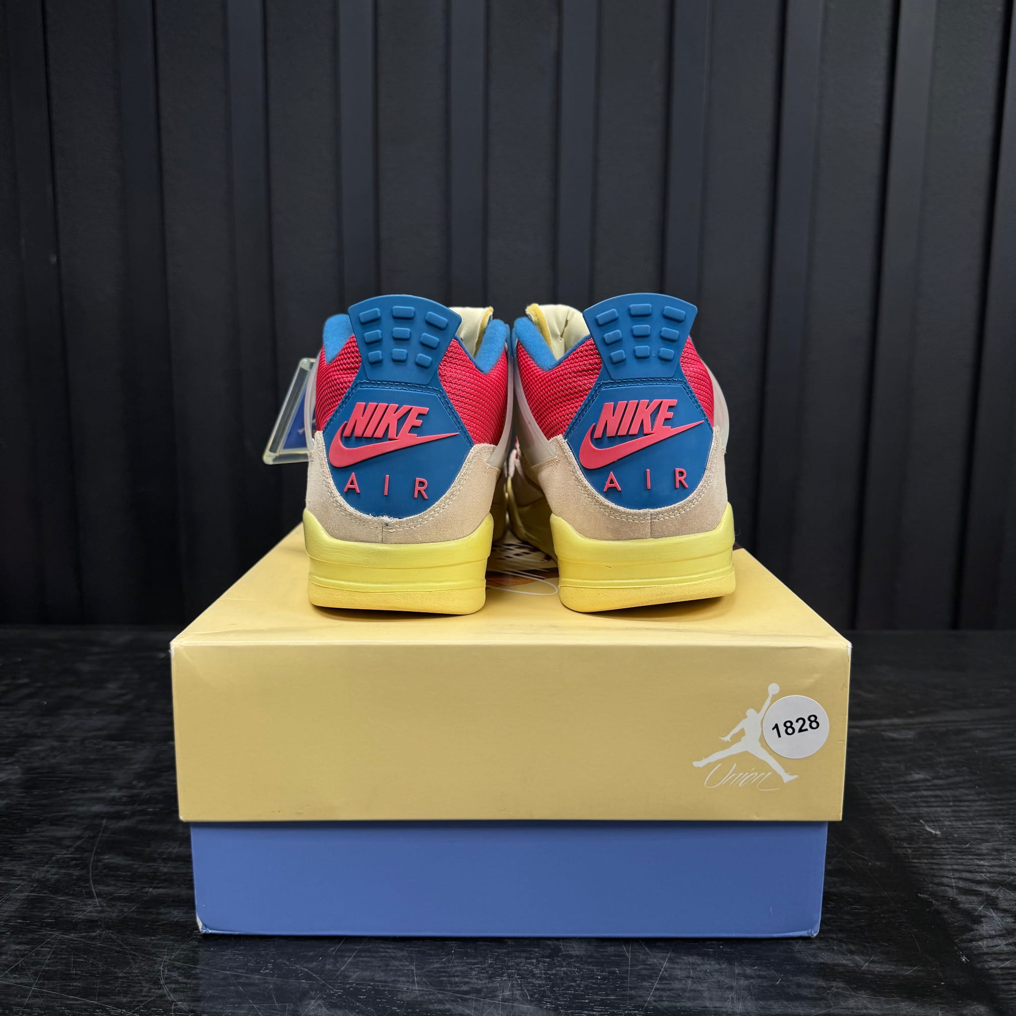 Jordan 4 Retro Union Guava Ice - Used - 1828