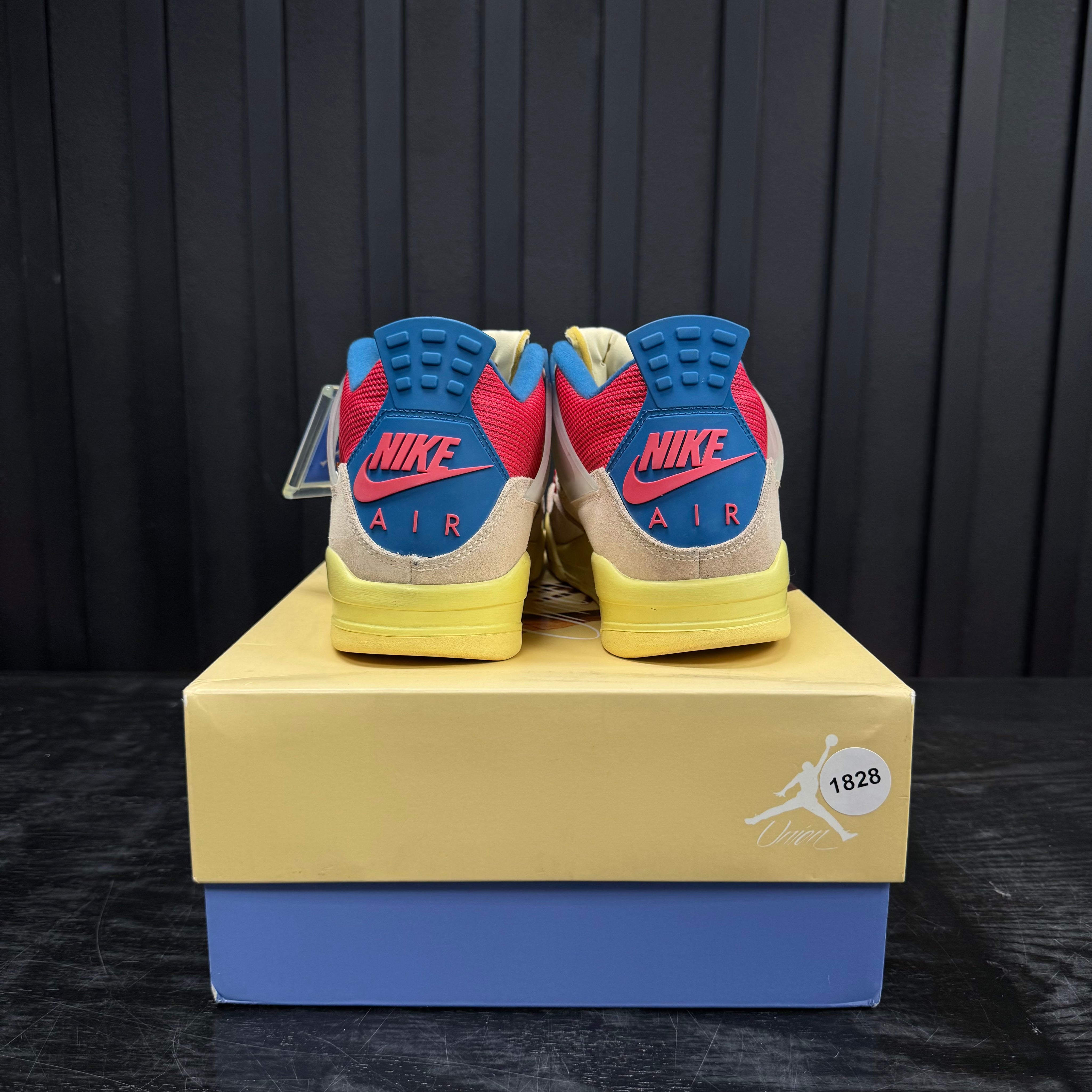 Jordan 4 Retro Union Guava Ice - Used - 1828