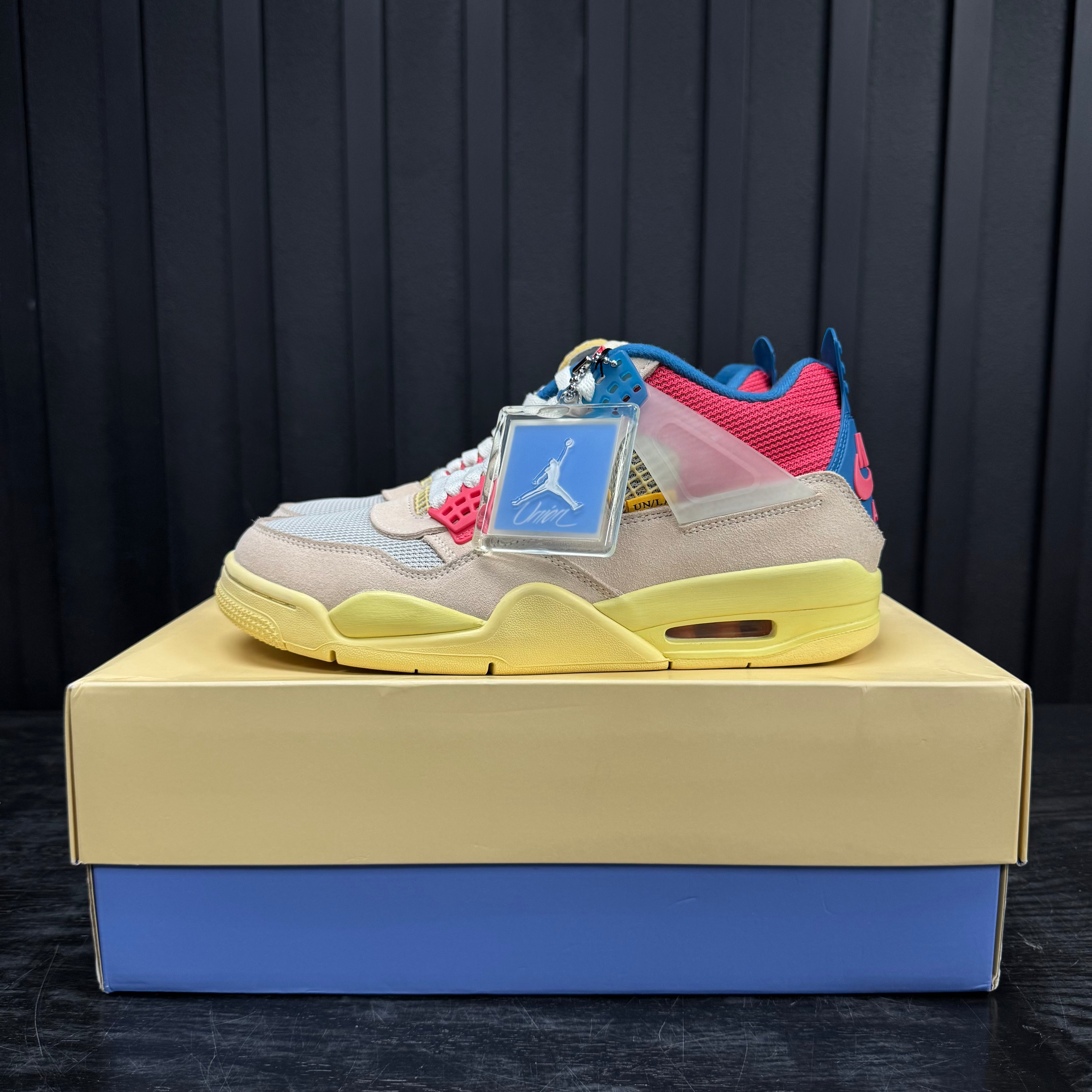 Jordan 4 Retro Union Guava Ice - Used - 1828