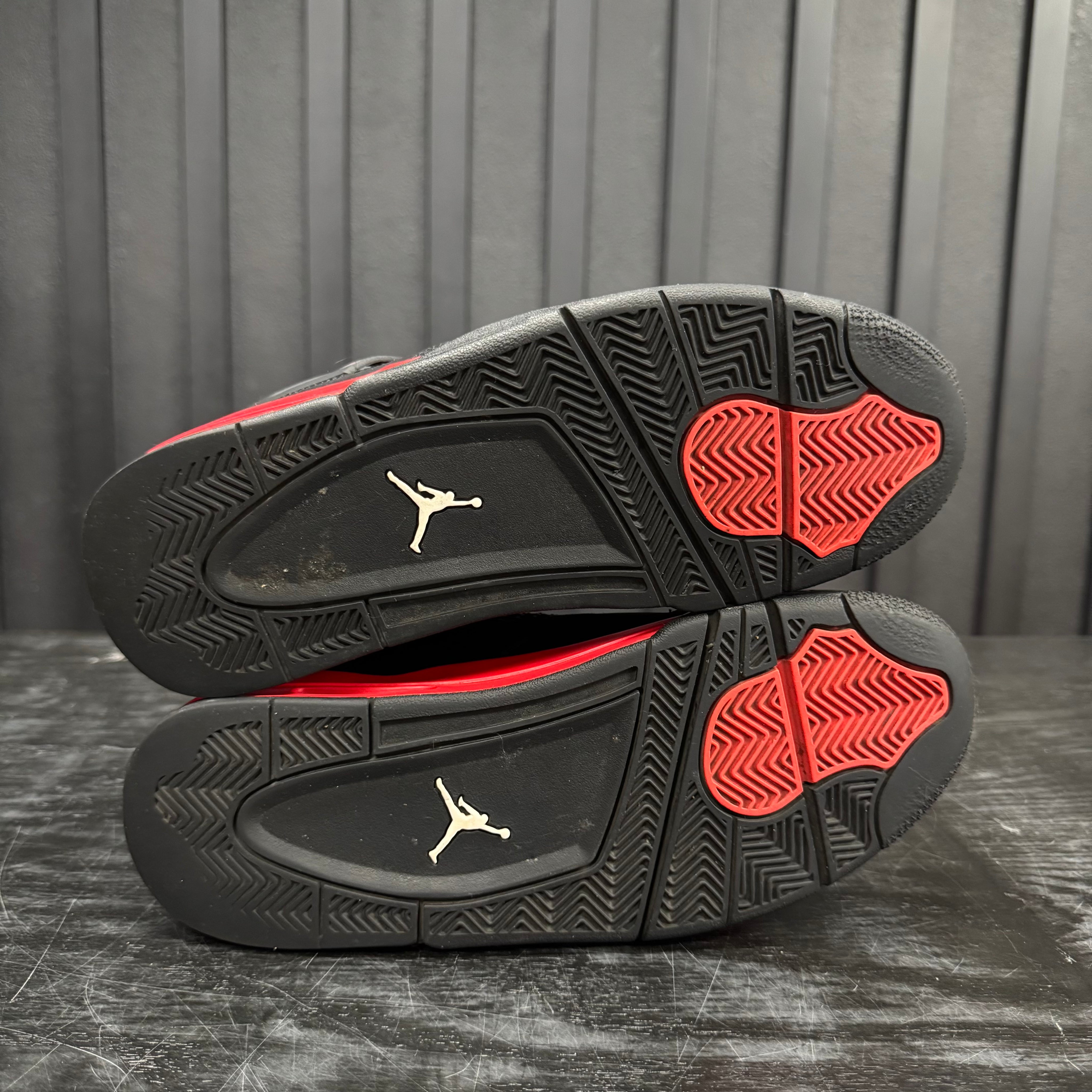 Jordan 4 Retro Red Thunder - Used - 1799