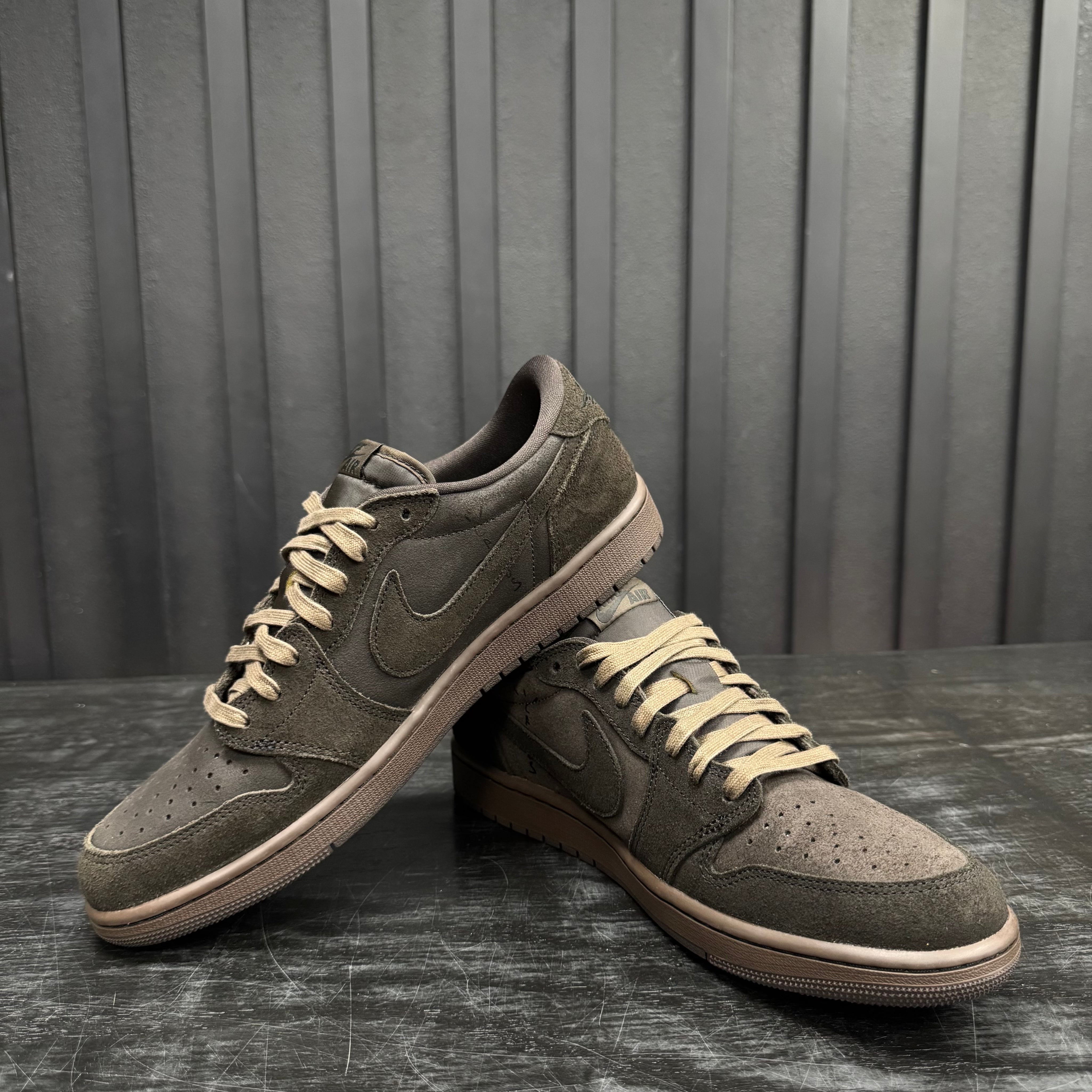 Jordan 1 Retro Low OG SP Travis Scott Velvet Brown - Used - 3807