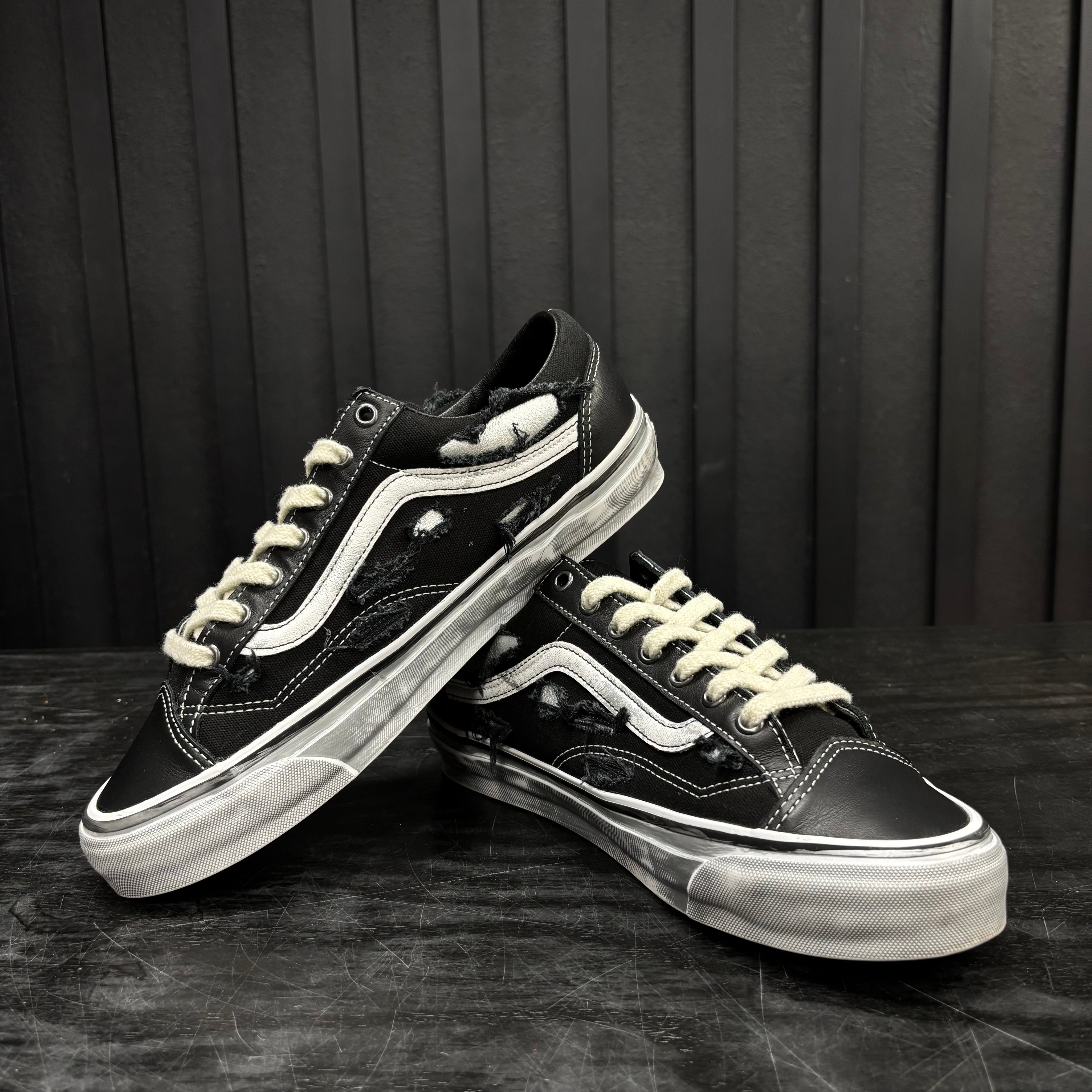 Vans OTW Old Skool 36 Vibram Distressed Silver - Used - 4715
