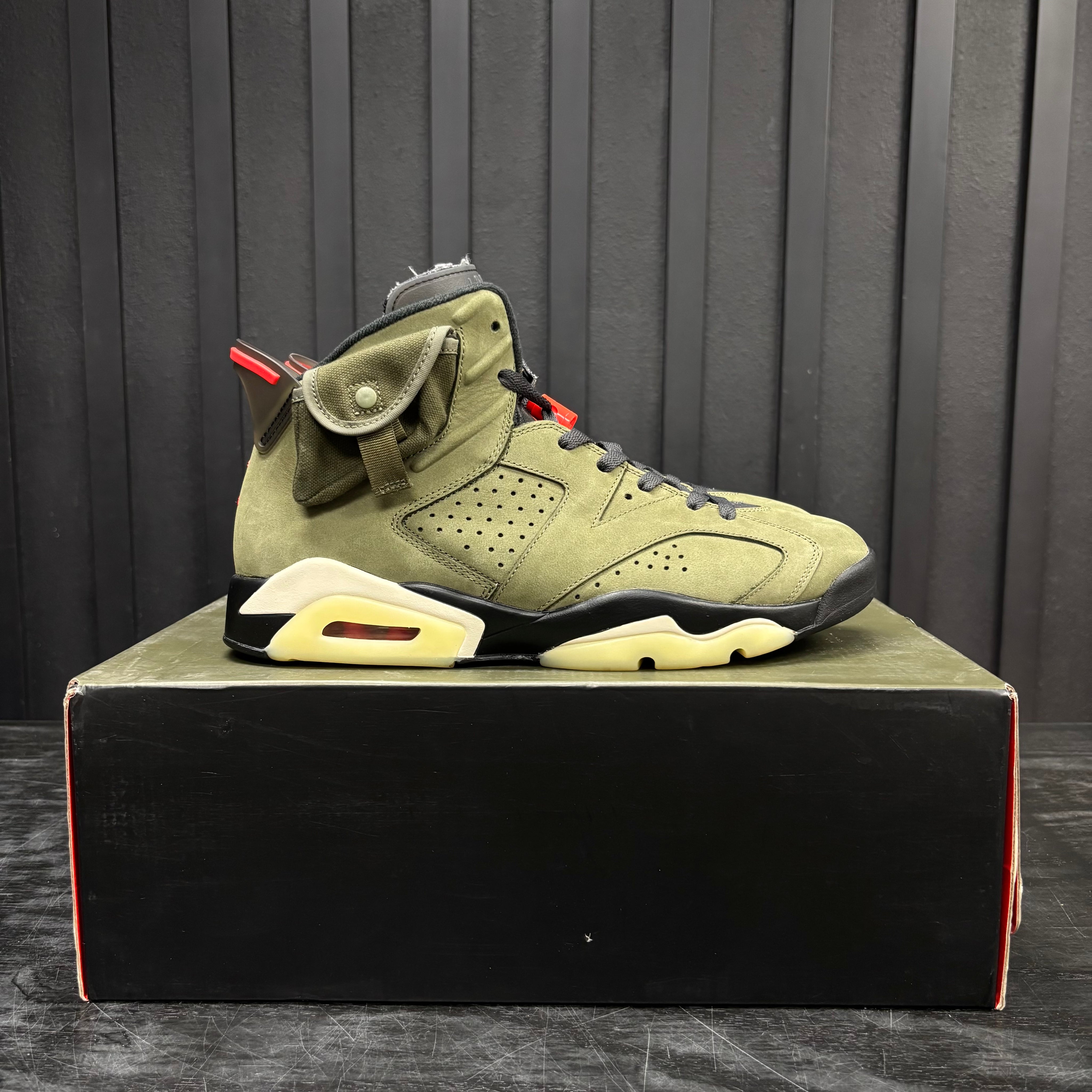 Jordan 6 Retro Travis Scott - Used - 4717