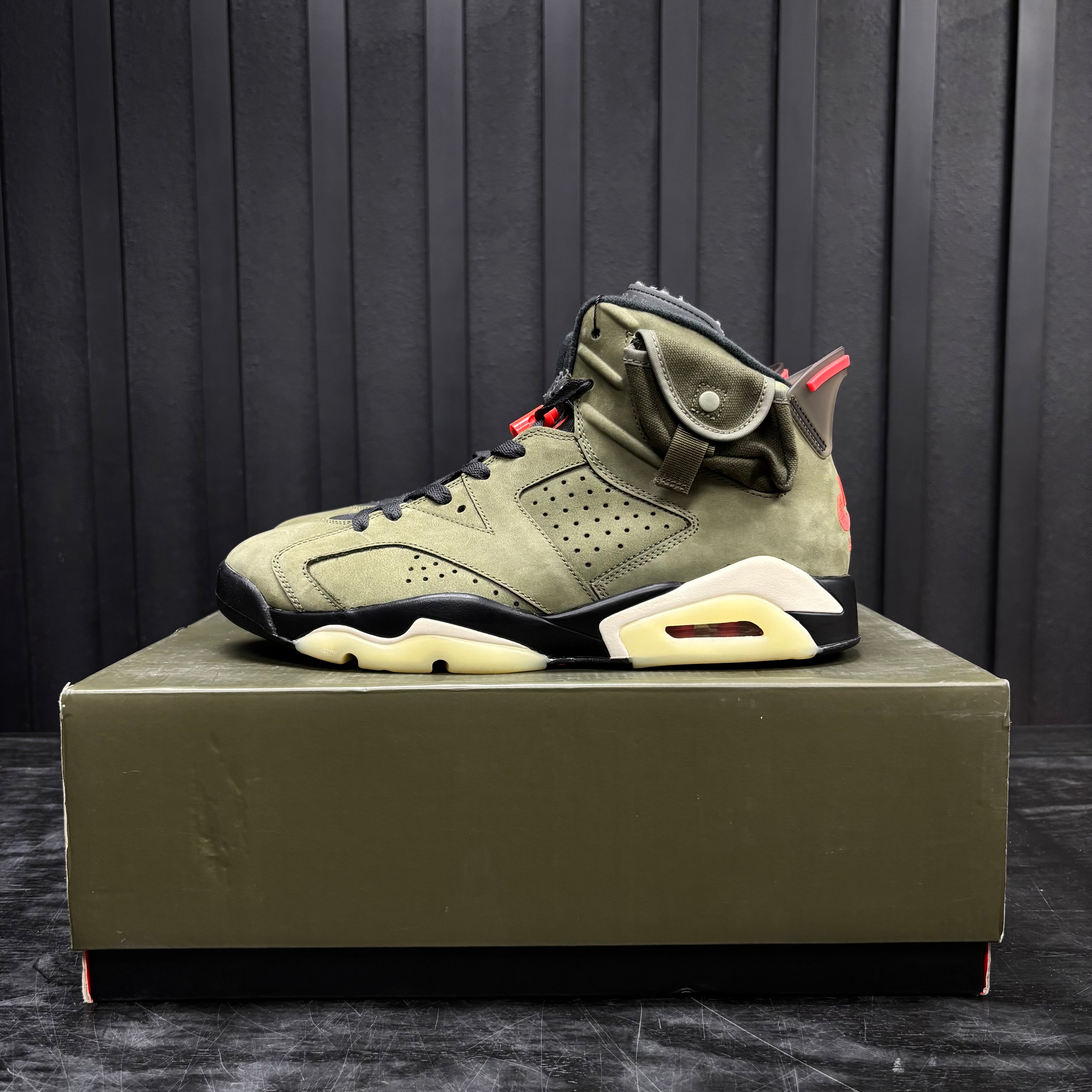 Jordan 6 Retro Travis Scott - Used - 4717