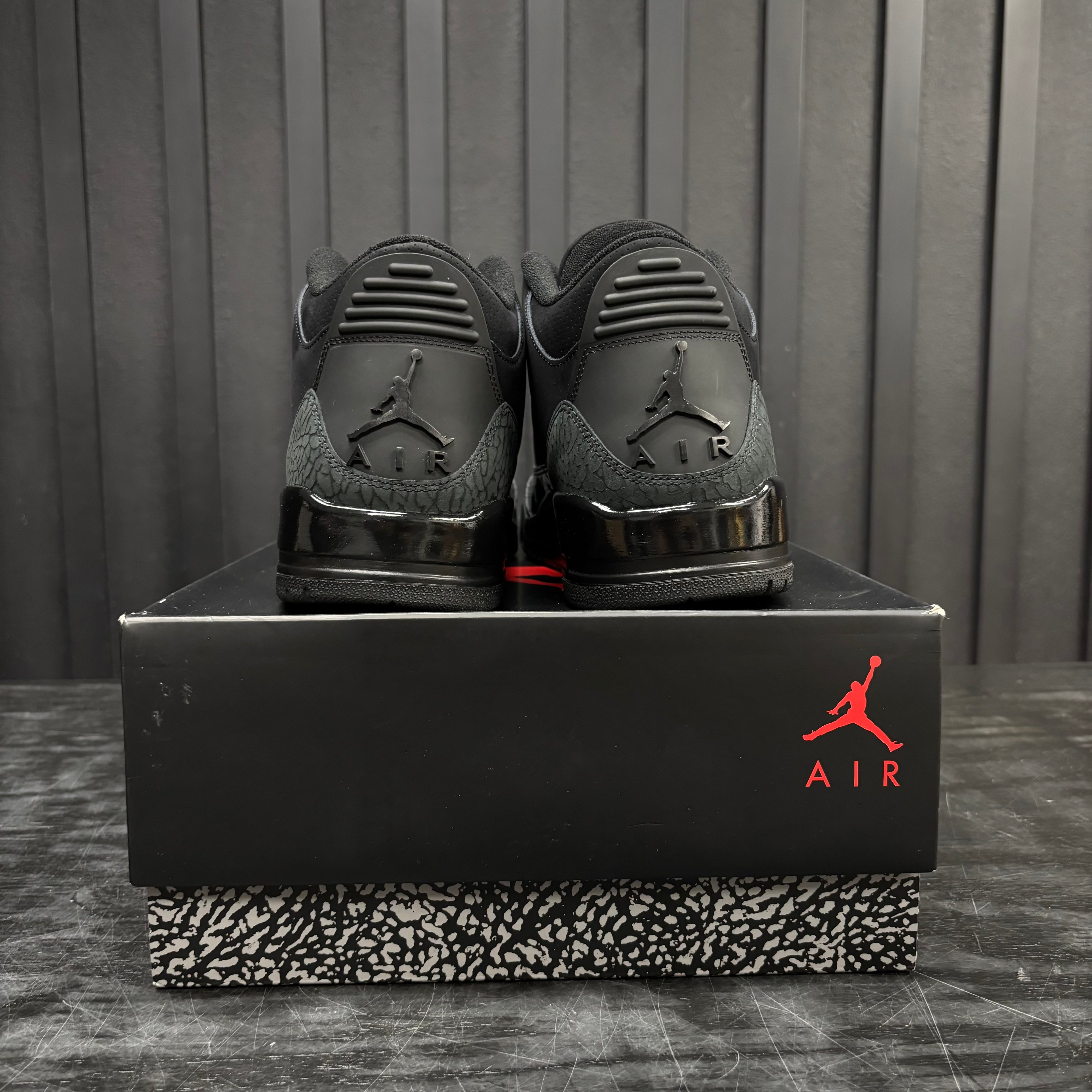 Jordan 3 Retro Black Cat (2025) - Used - 4716