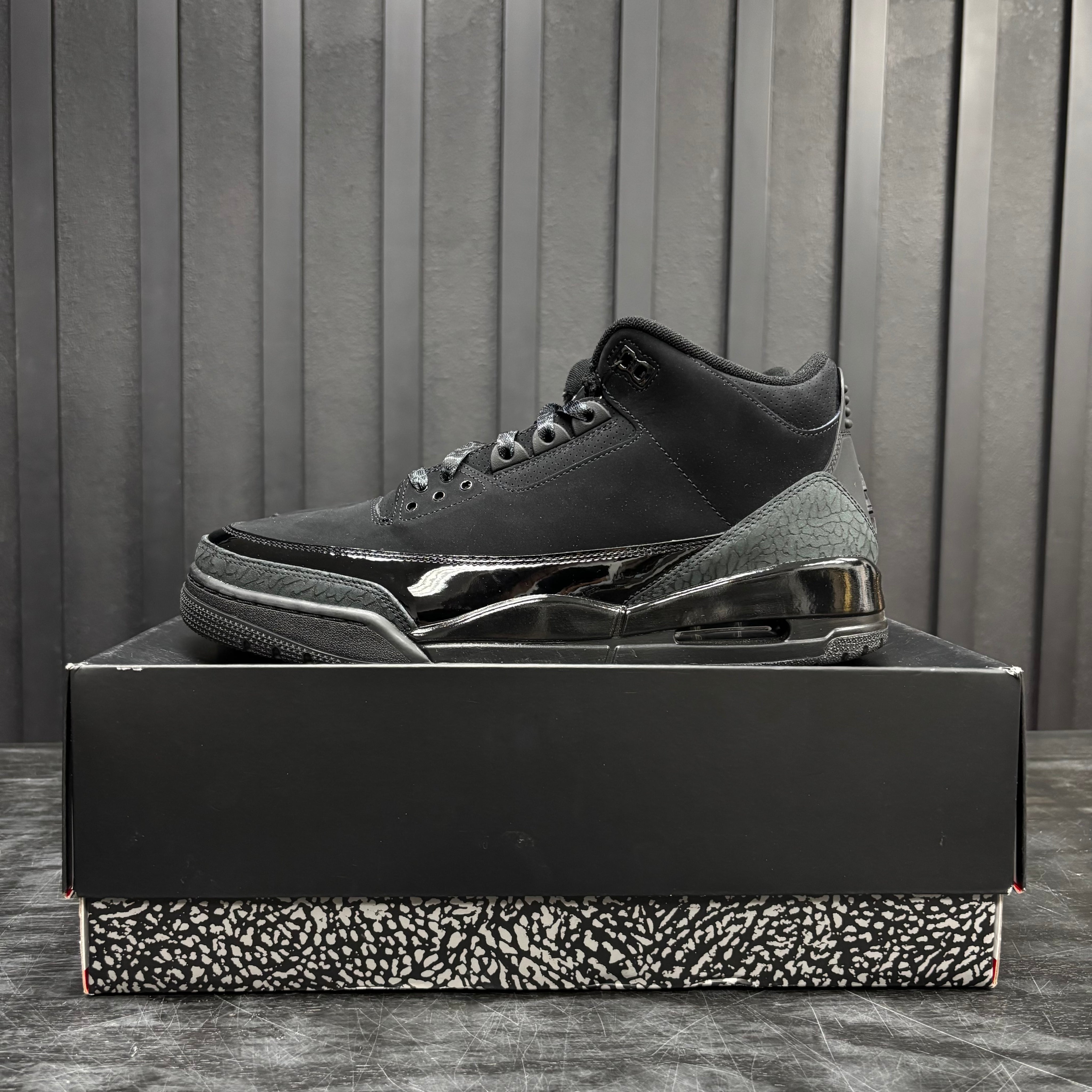 Jordan 3 Retro Black Cat (2025) - Used - 4716