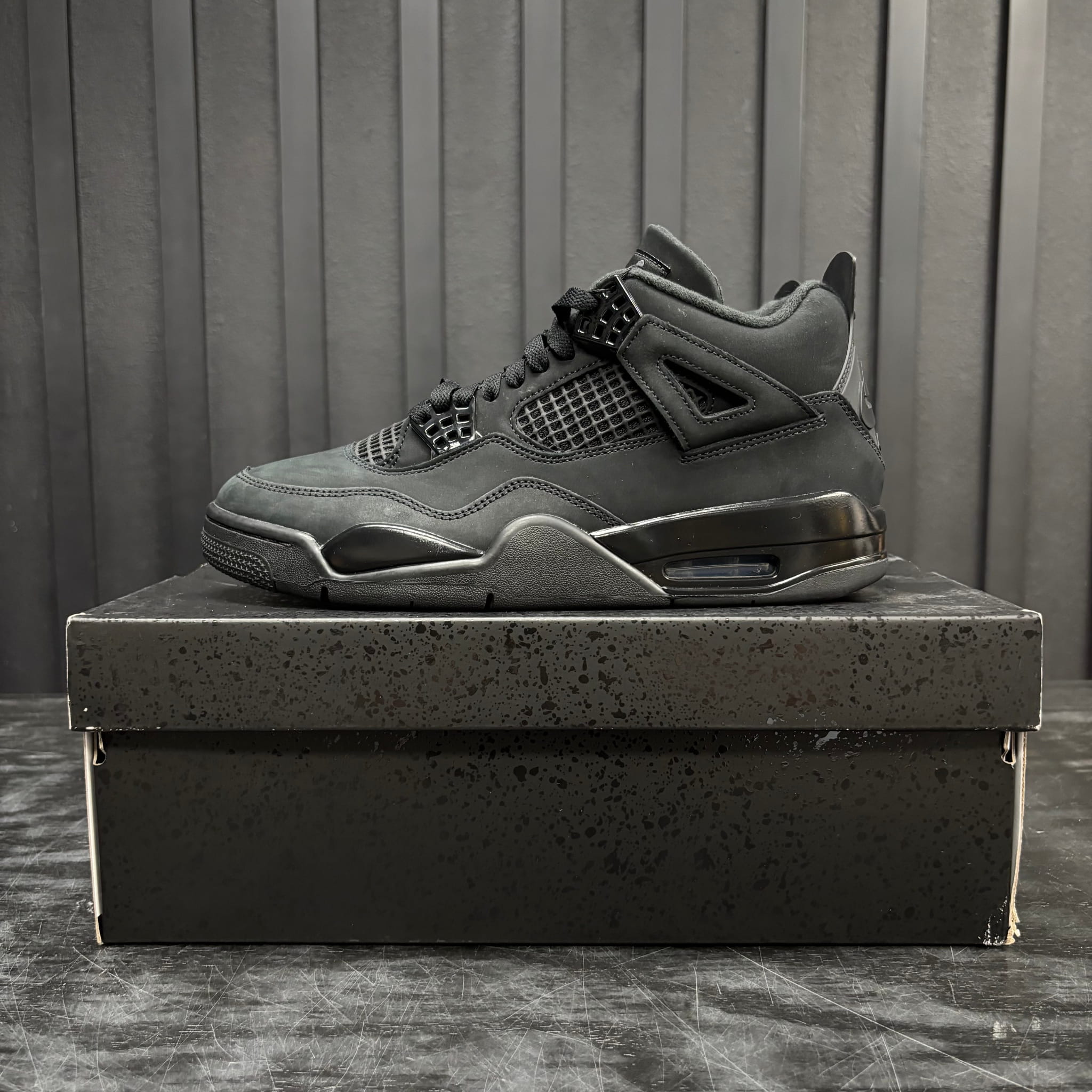 Jordan 4 Retro Black Cat (2025) - Used - 4721