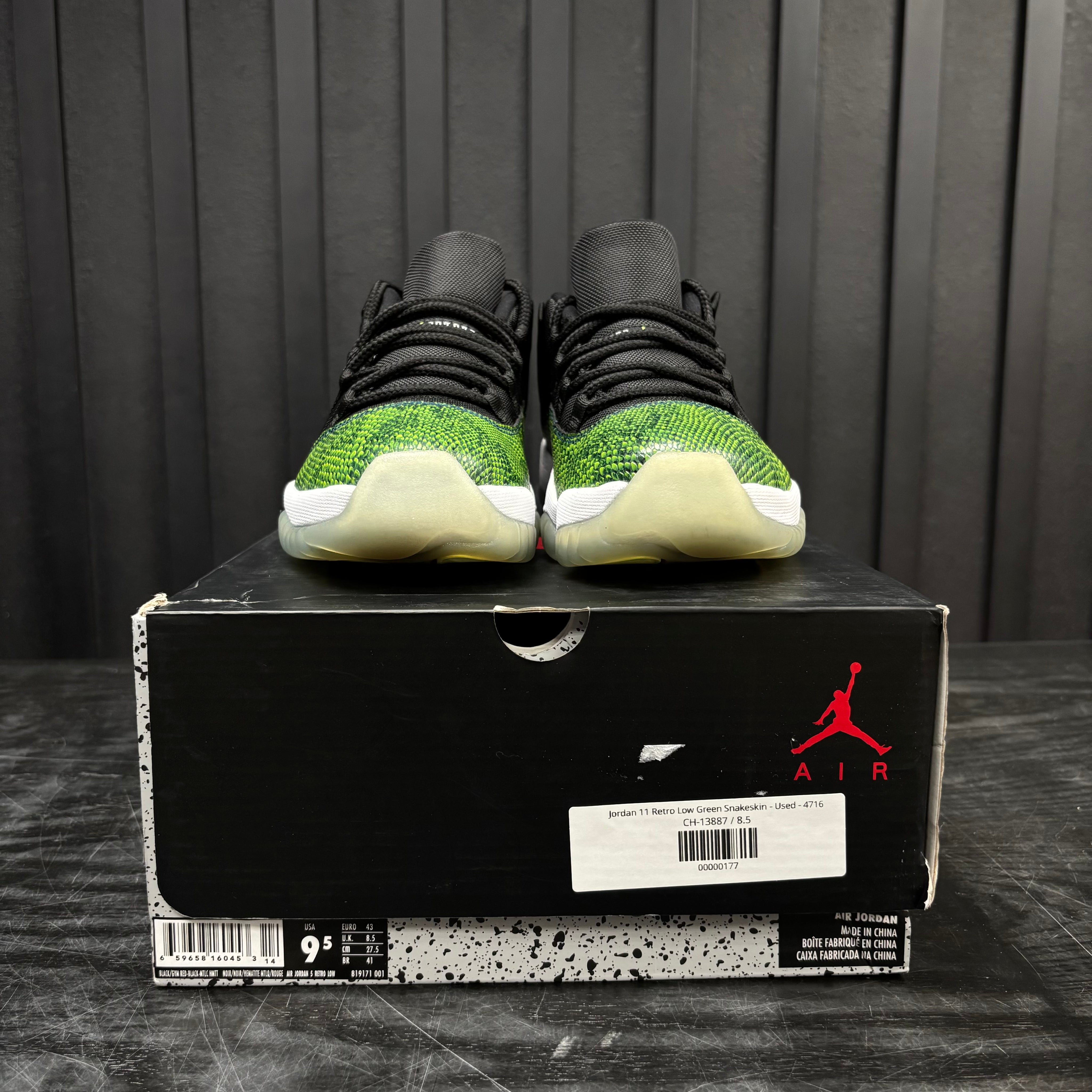 Jordan 11 Retro Low Green Snakeskin - Used - 4716