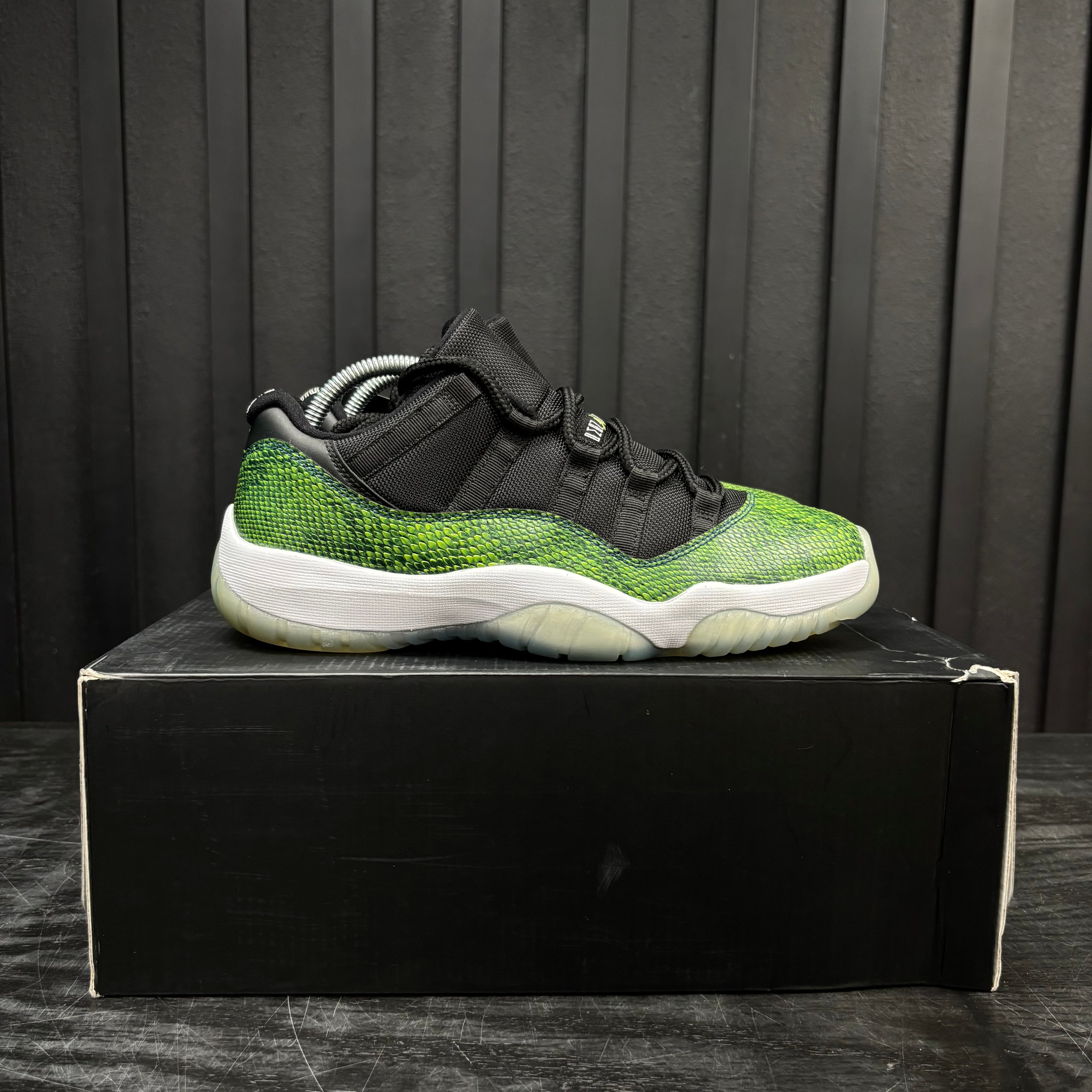Jordan 11 Retro Low Green Snakeskin - Used - 4716
