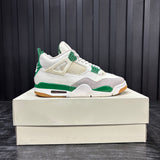 Jordan 4 Retro SB Pine Green - Used - 4732
