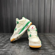 Jordan 4 Retro SB Pine Green - Used - 4732