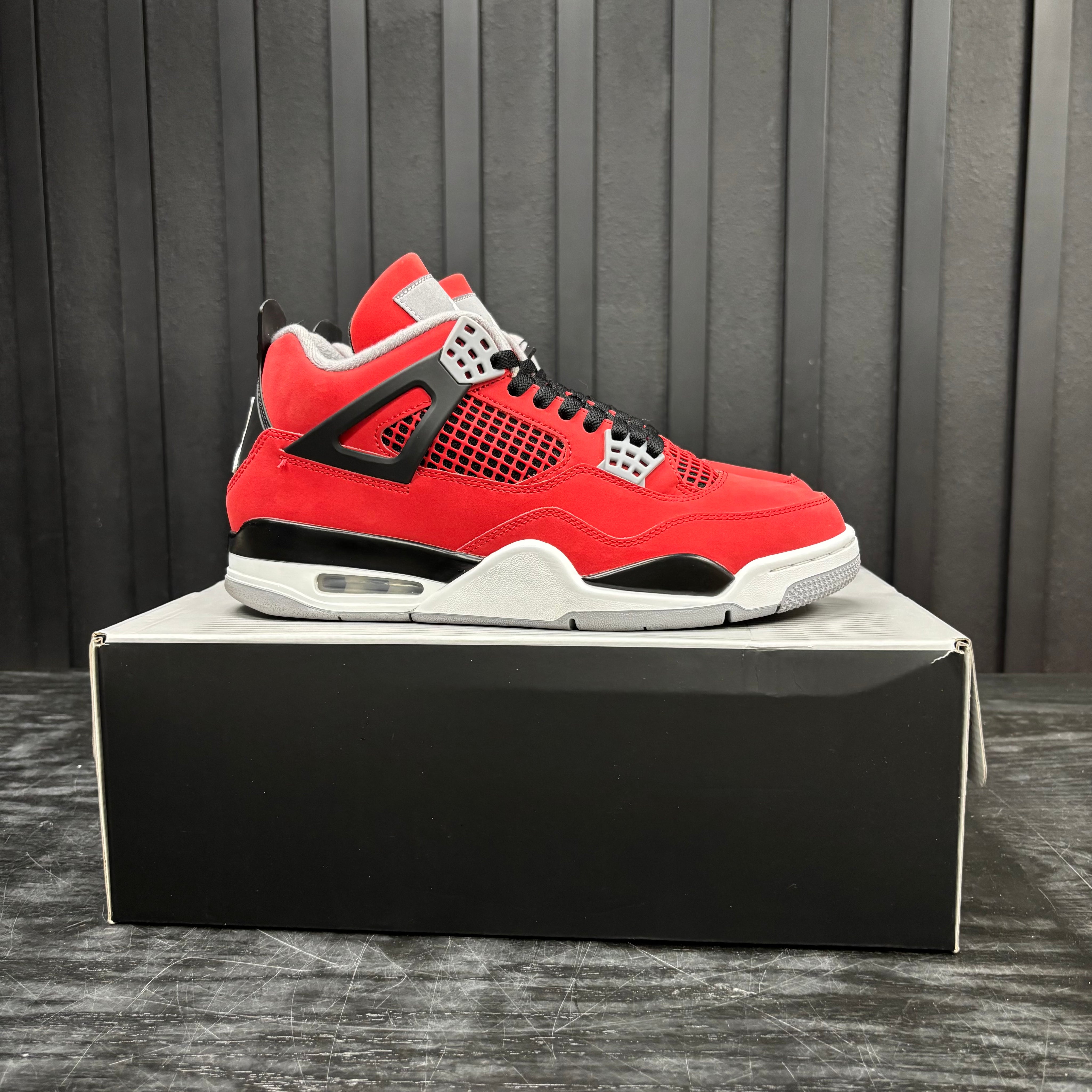 Jordan 4 Retro Toro Bravo (2026) - Used - 4731