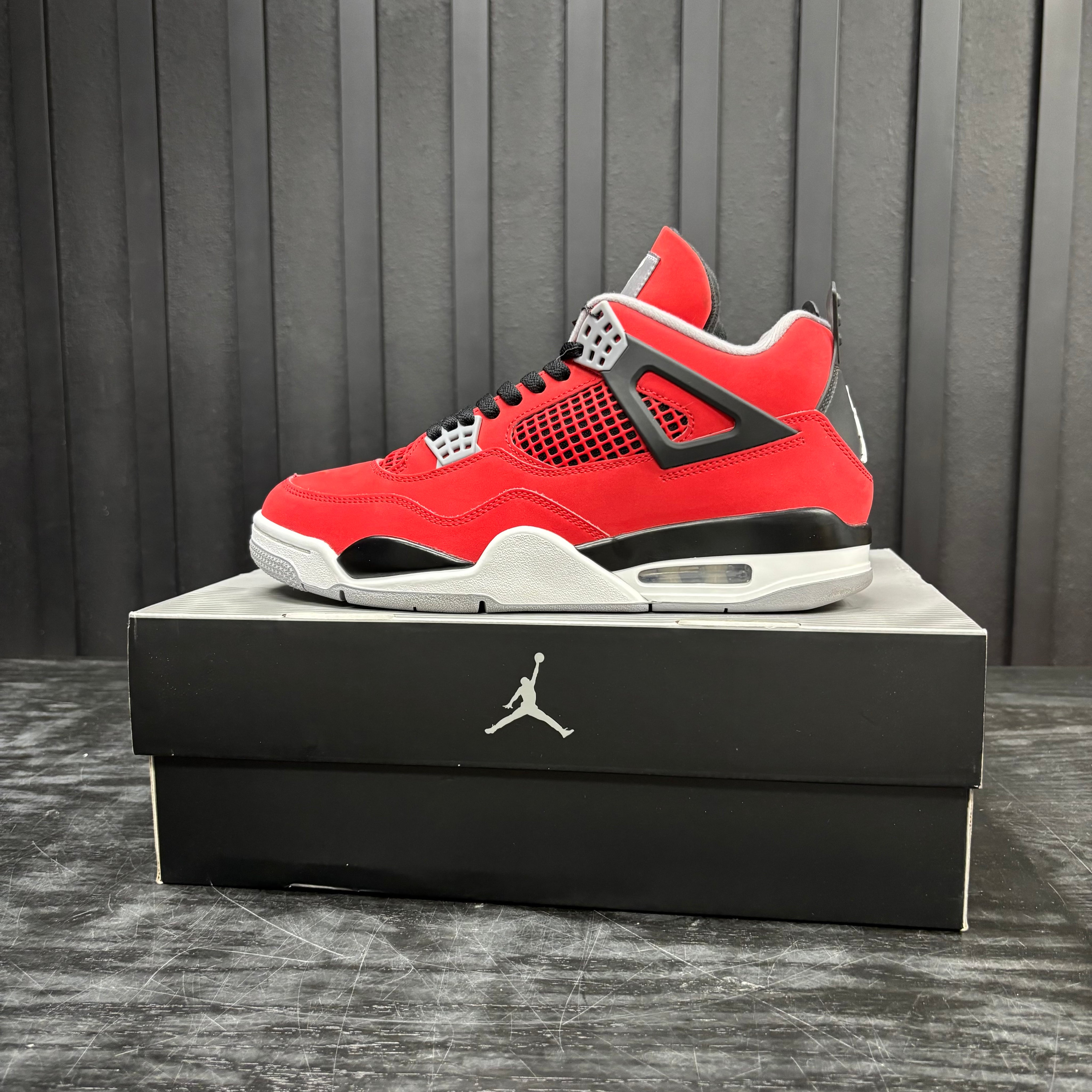 Jordan 4 Retro Toro Bravo (2026) - Used - 4731