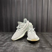 adidas Yeezy Boost 350 V2 Blue Tint - Used - 4735