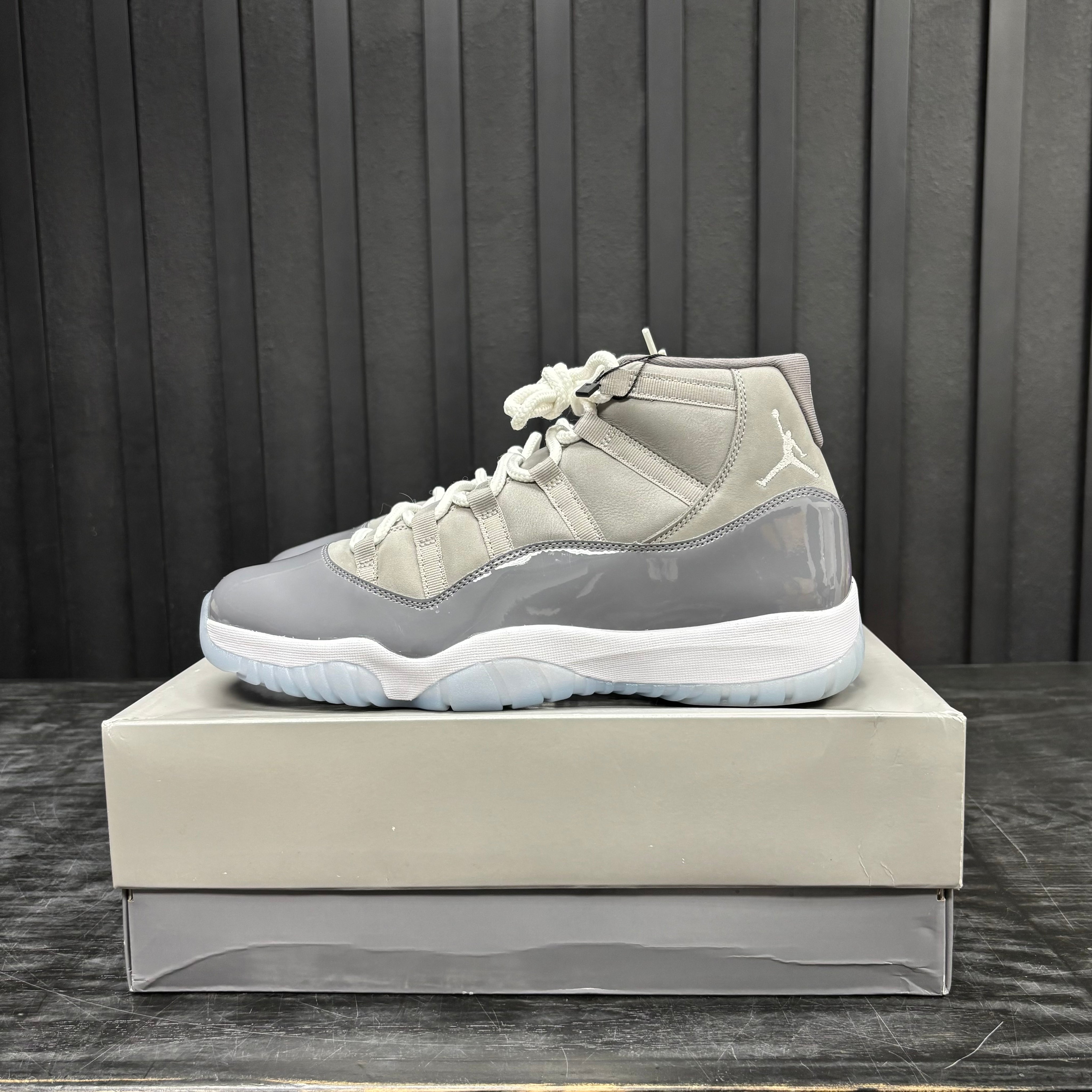 Jordan 11 Retro Cool Grey (2021) - Used - 4759
