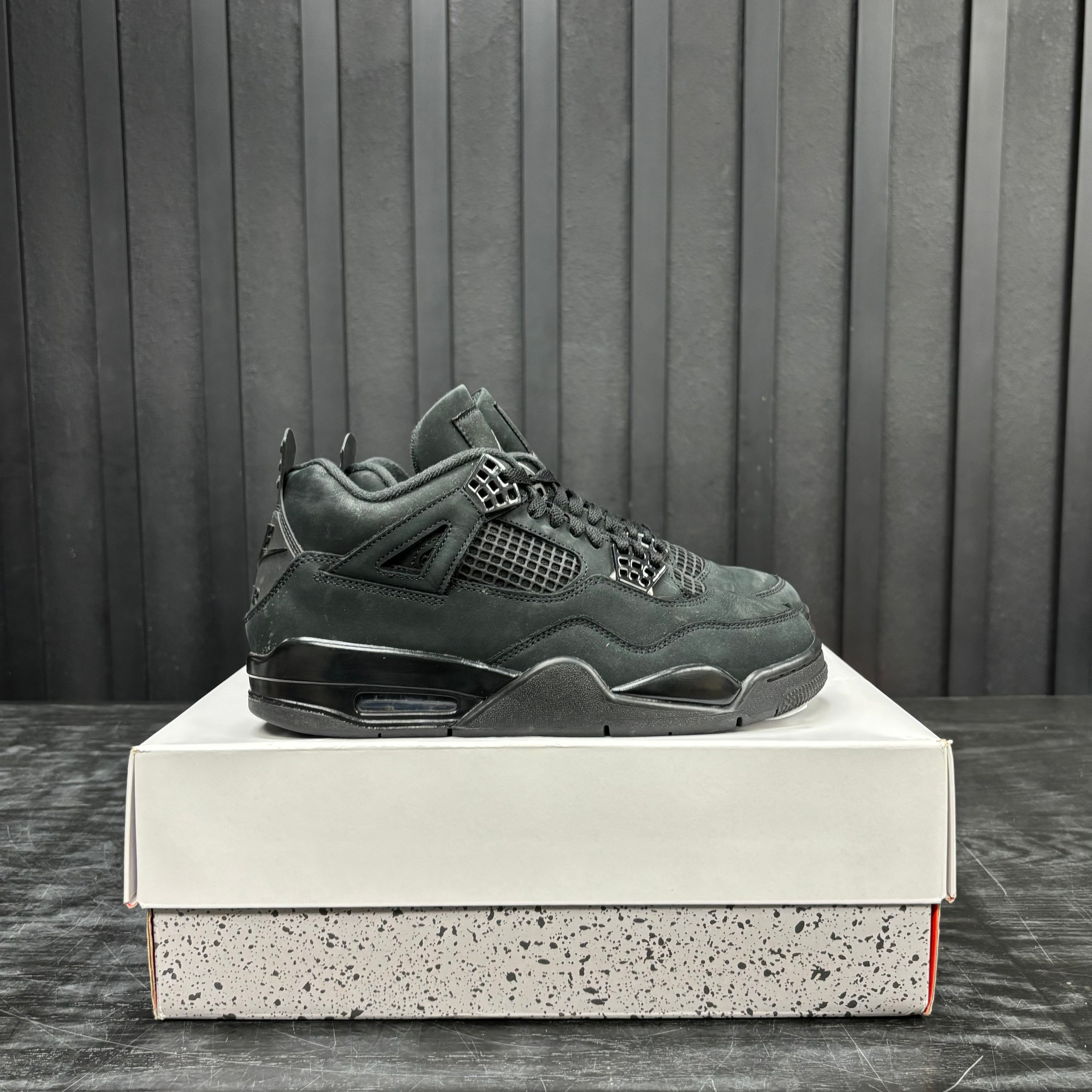 Jordan 4 Retro Black Cat (2025) - Used - 4740