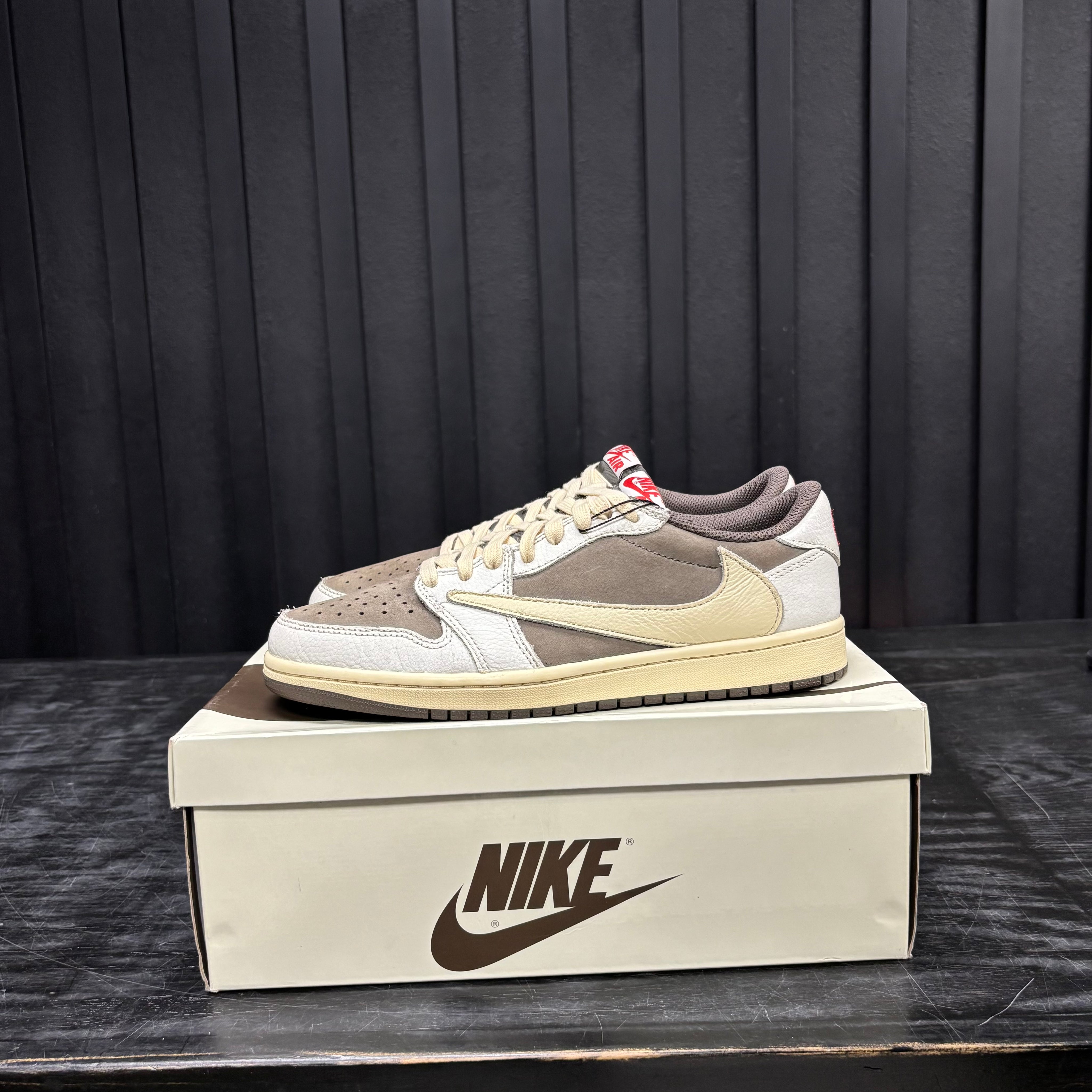 Jordan 1 Retro Low OG SP Travis Scott Reverse Mocha - Used - 4755