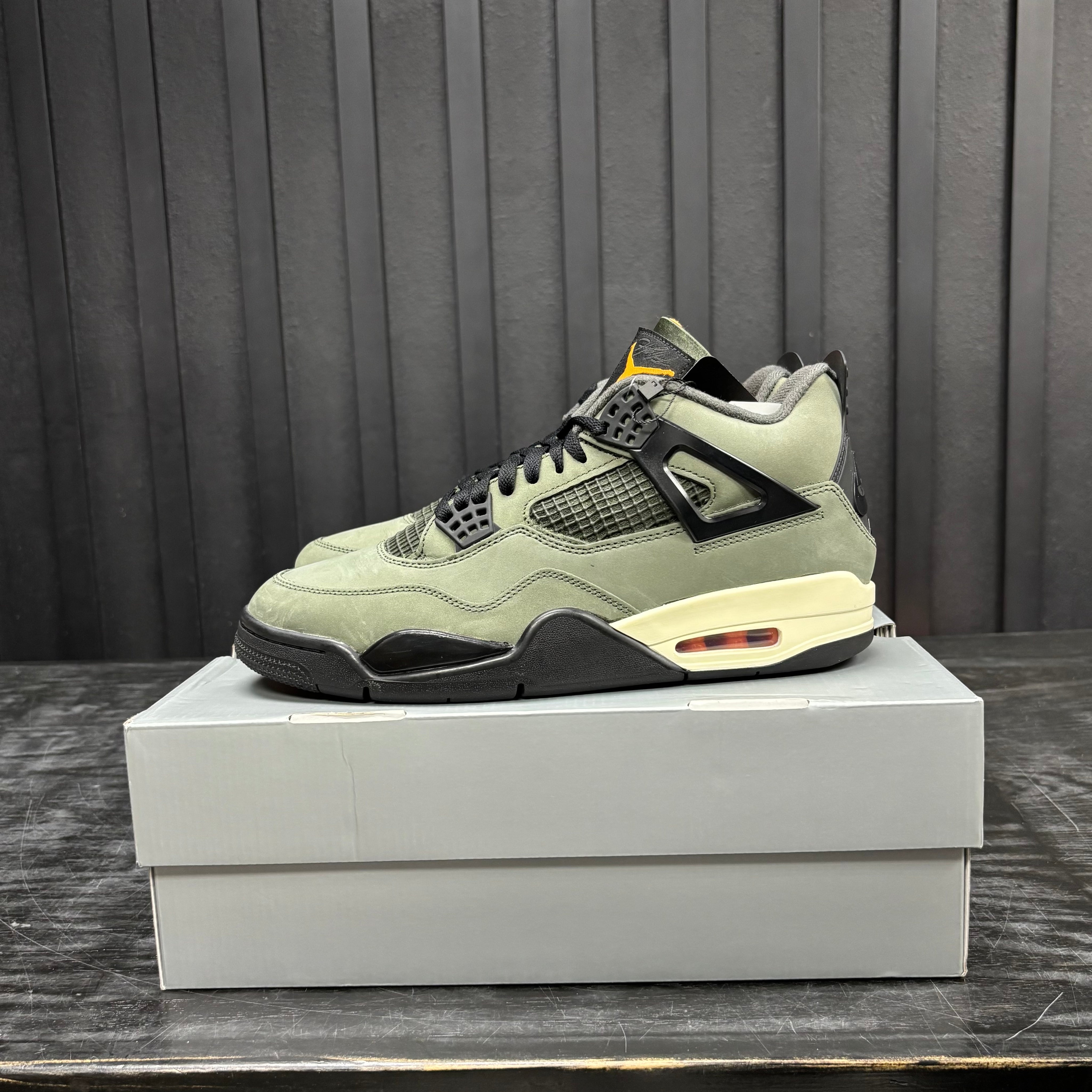 Jordan 4 Retro OG SP Undefeated (2025) - Used - 4742