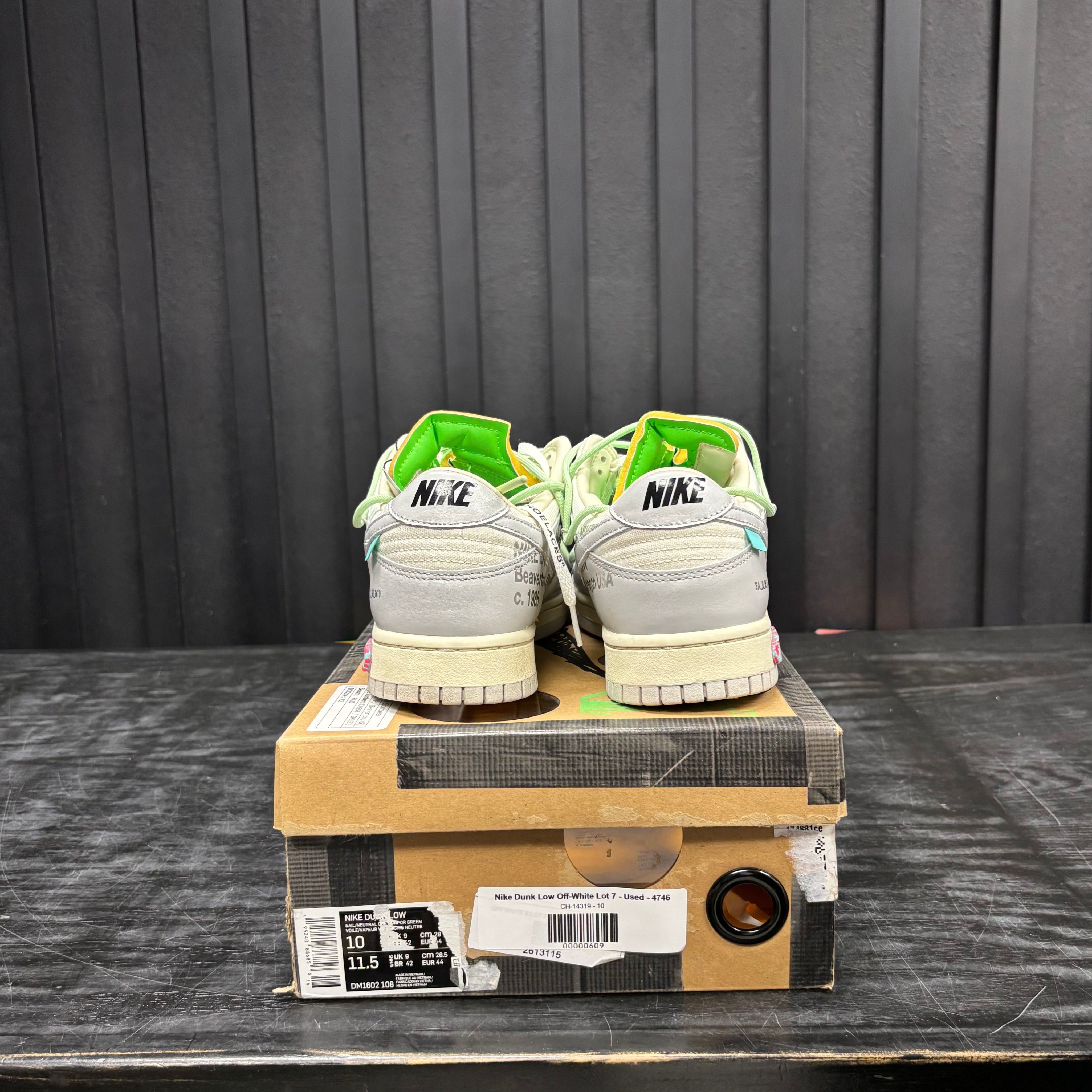 Nike Dunk Low Off-White Lot 7 - Used - 4746