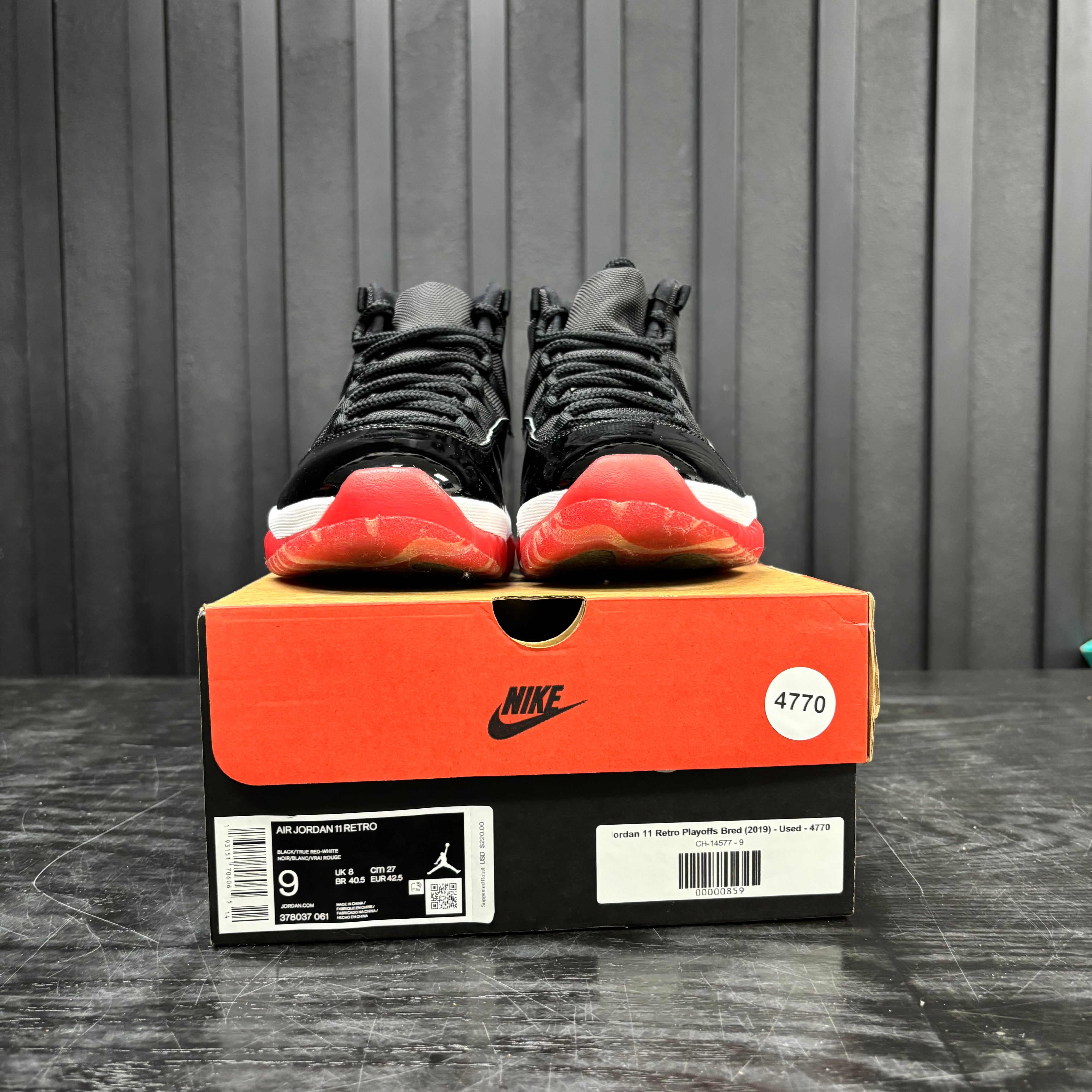 Jordan 11 Retro Playoffs Bred (2019) - Used - 4770