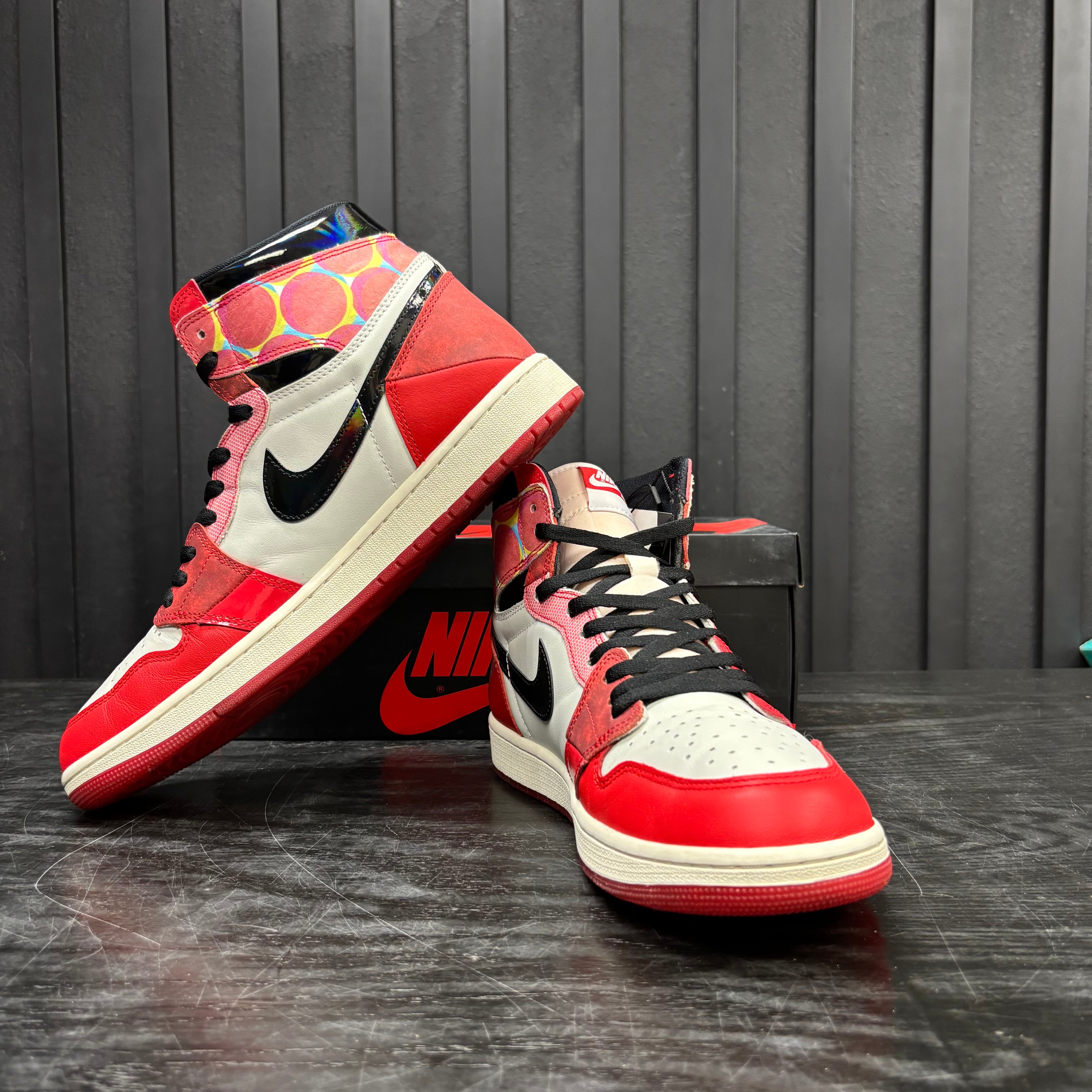 Jordan 1 Retro High OG Spider-Man Across the Spider-Verse - Used - 4777