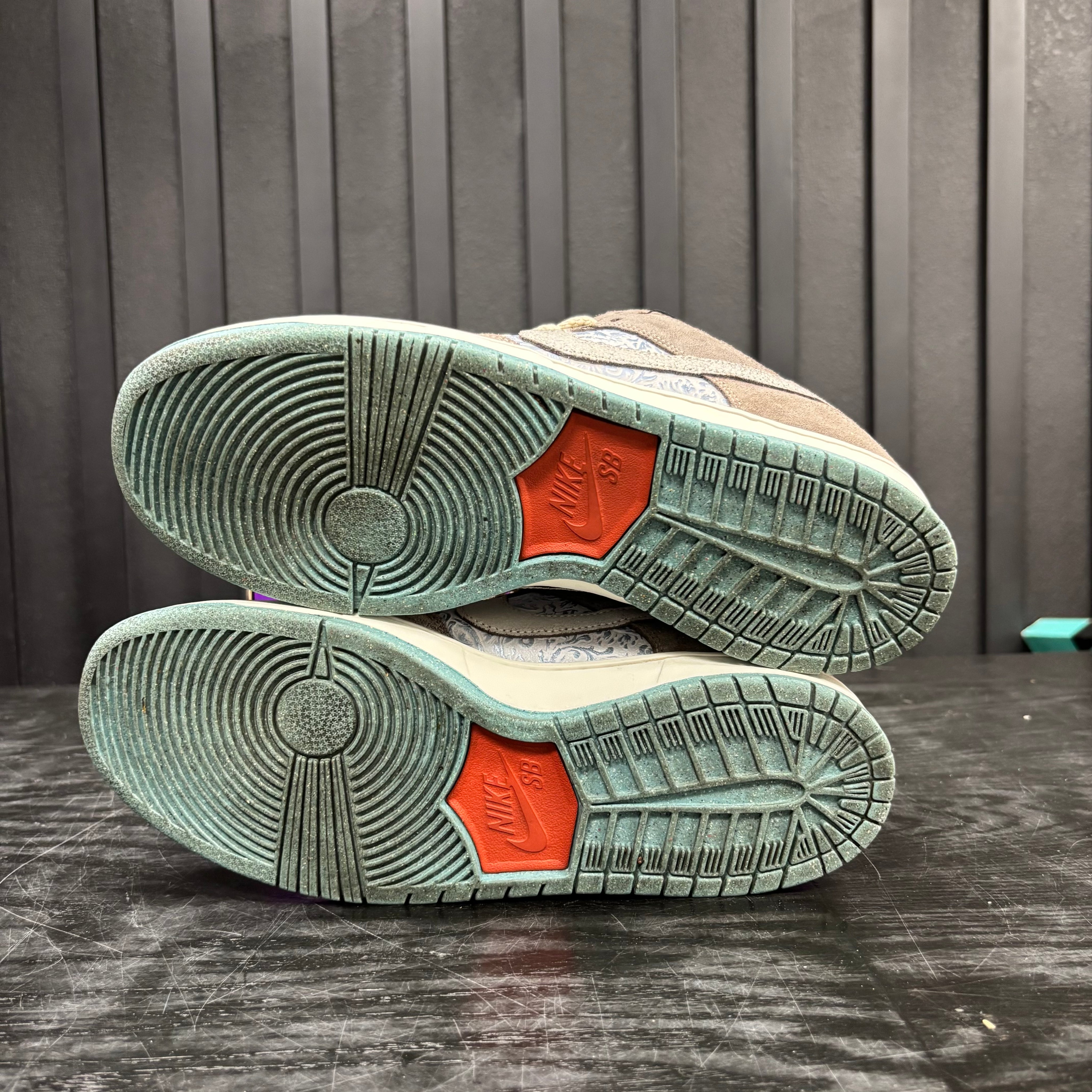 Nike SB Dunk Low Big Money Savings - Used - 4774