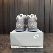 Jordan 5 Retro Wolf Grey (2026) - Used - 4778