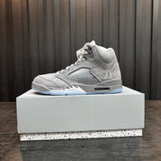 Jordan 5 Retro Wolf Grey (2026) - Used - 4778