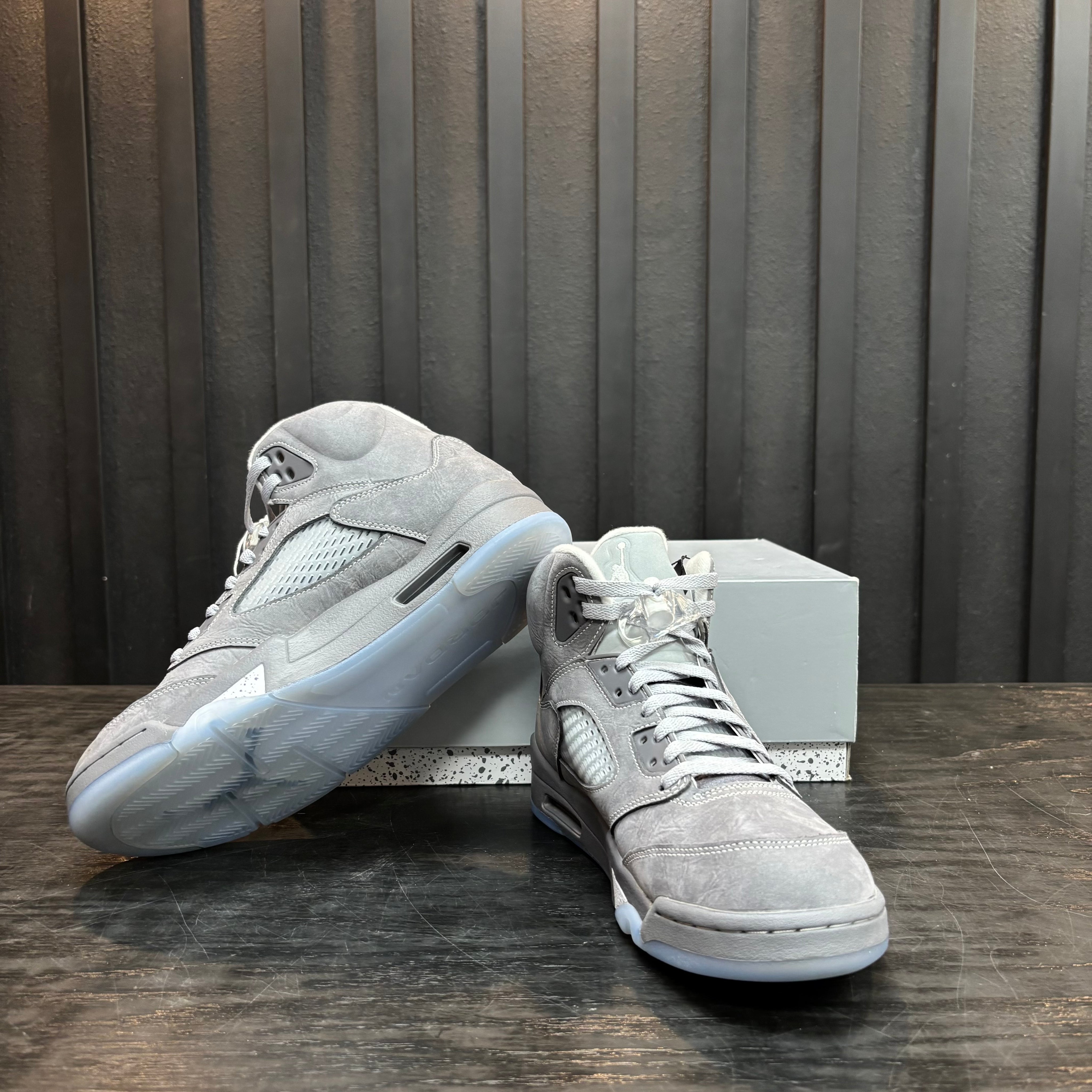 Jordan 5 Retro Wolf Grey (2026) - Used - 4778