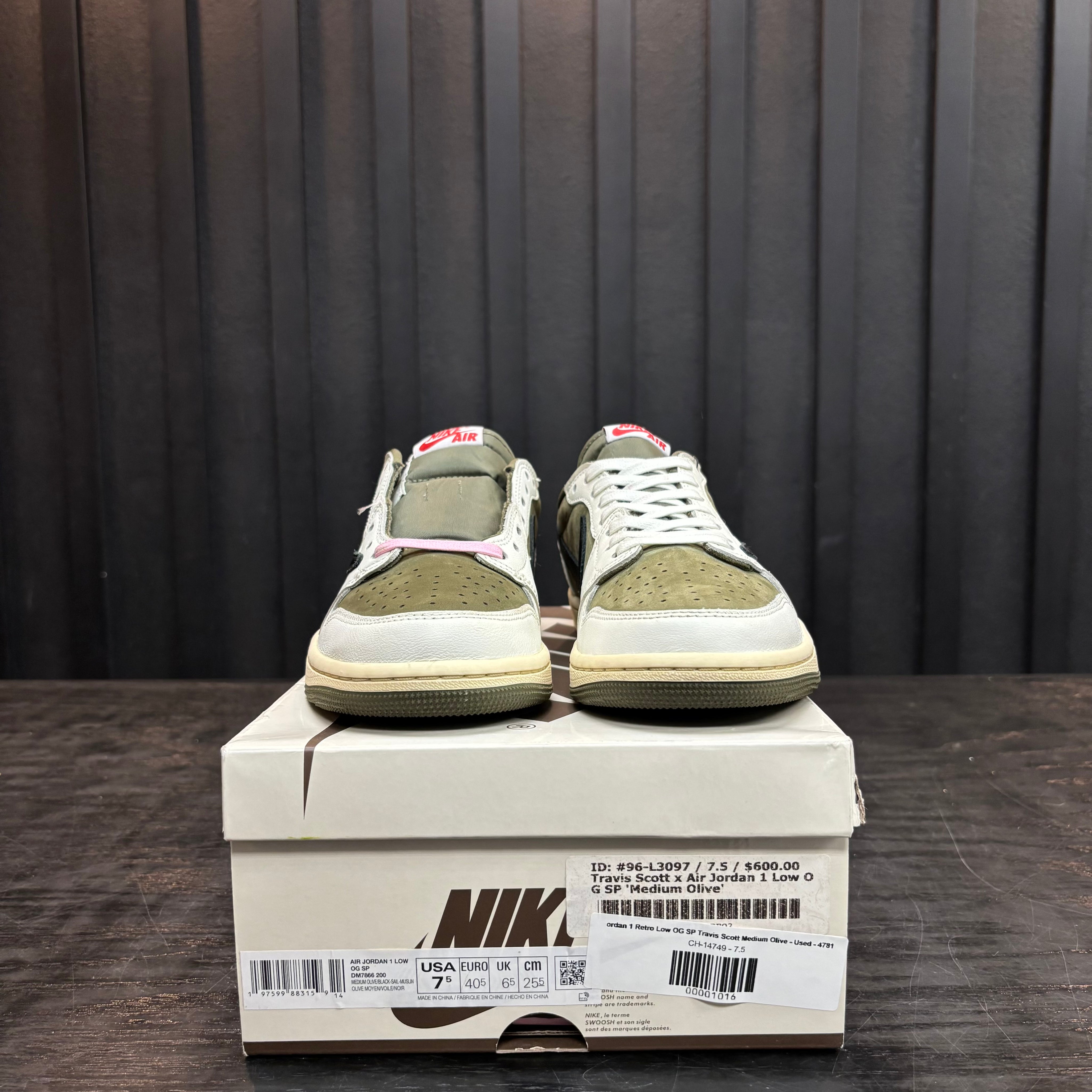 Jordan 1 Retro Low OG SP Travis Scott Medium Olive - Used - 4781