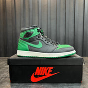 Jordan 1 Retro High Pine Green Black - Used - 4779