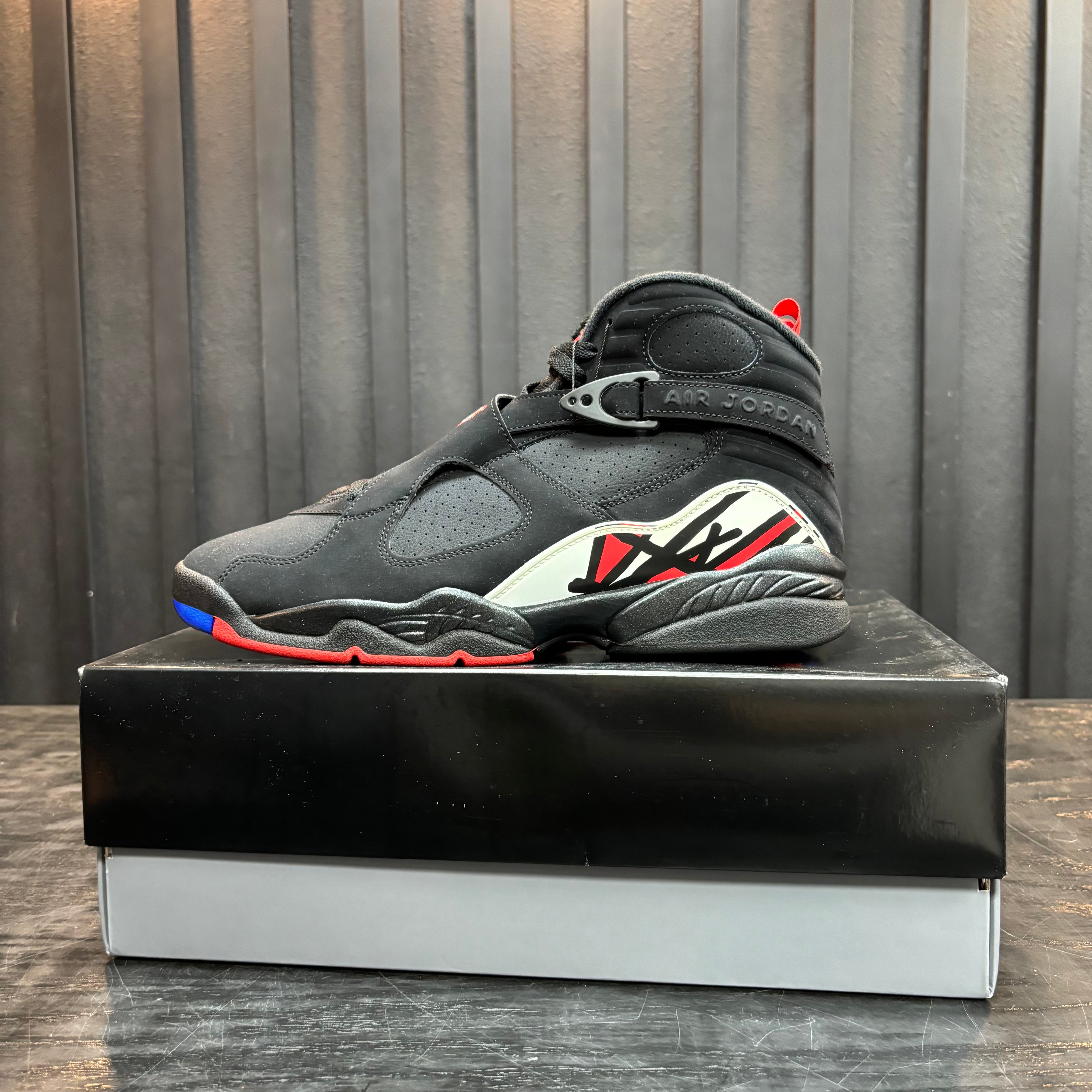 Jordan 8 Retro Playoffs (2023) - Used - 0002