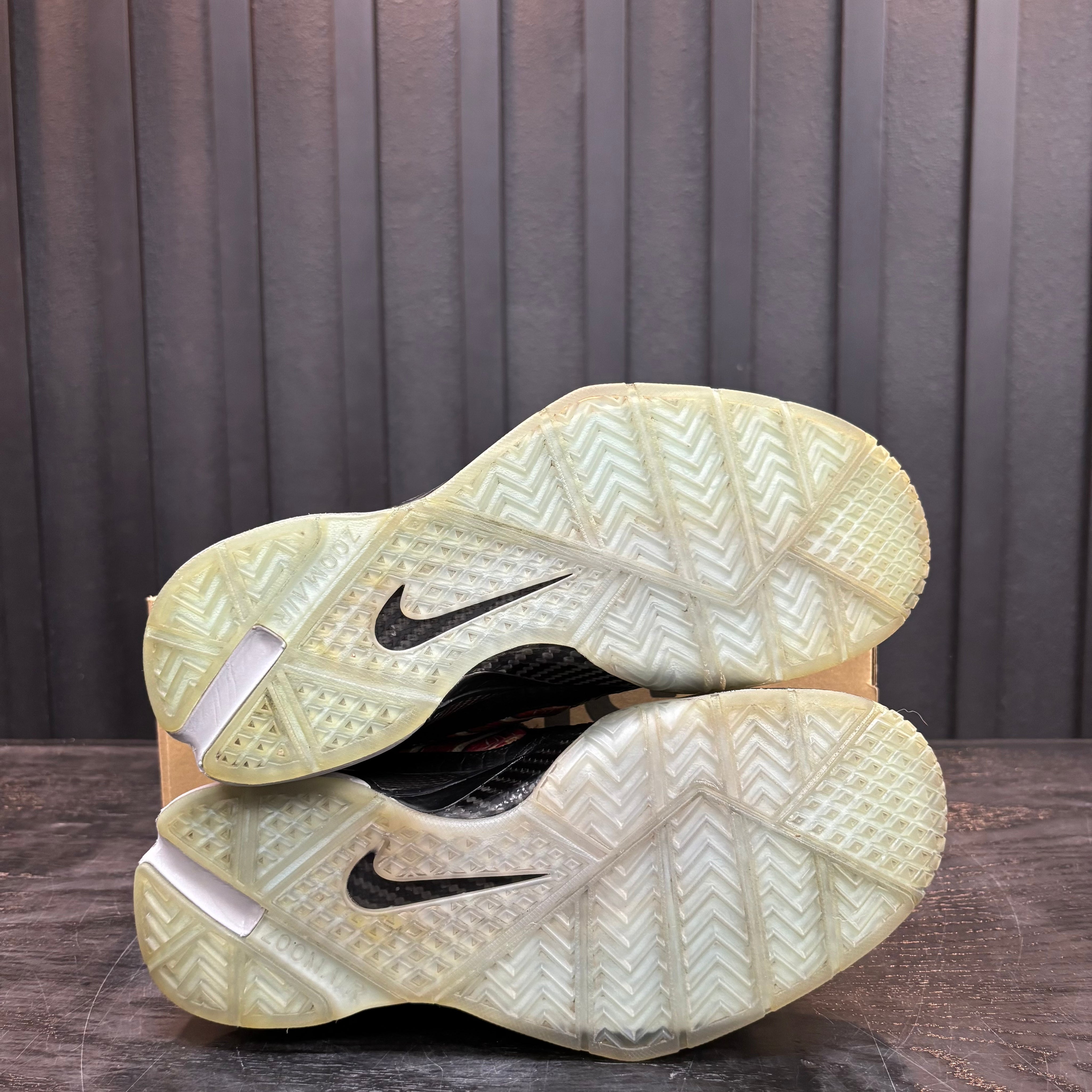 Nike Kobe 1 Prelude (81 Points) -  Used - 4786