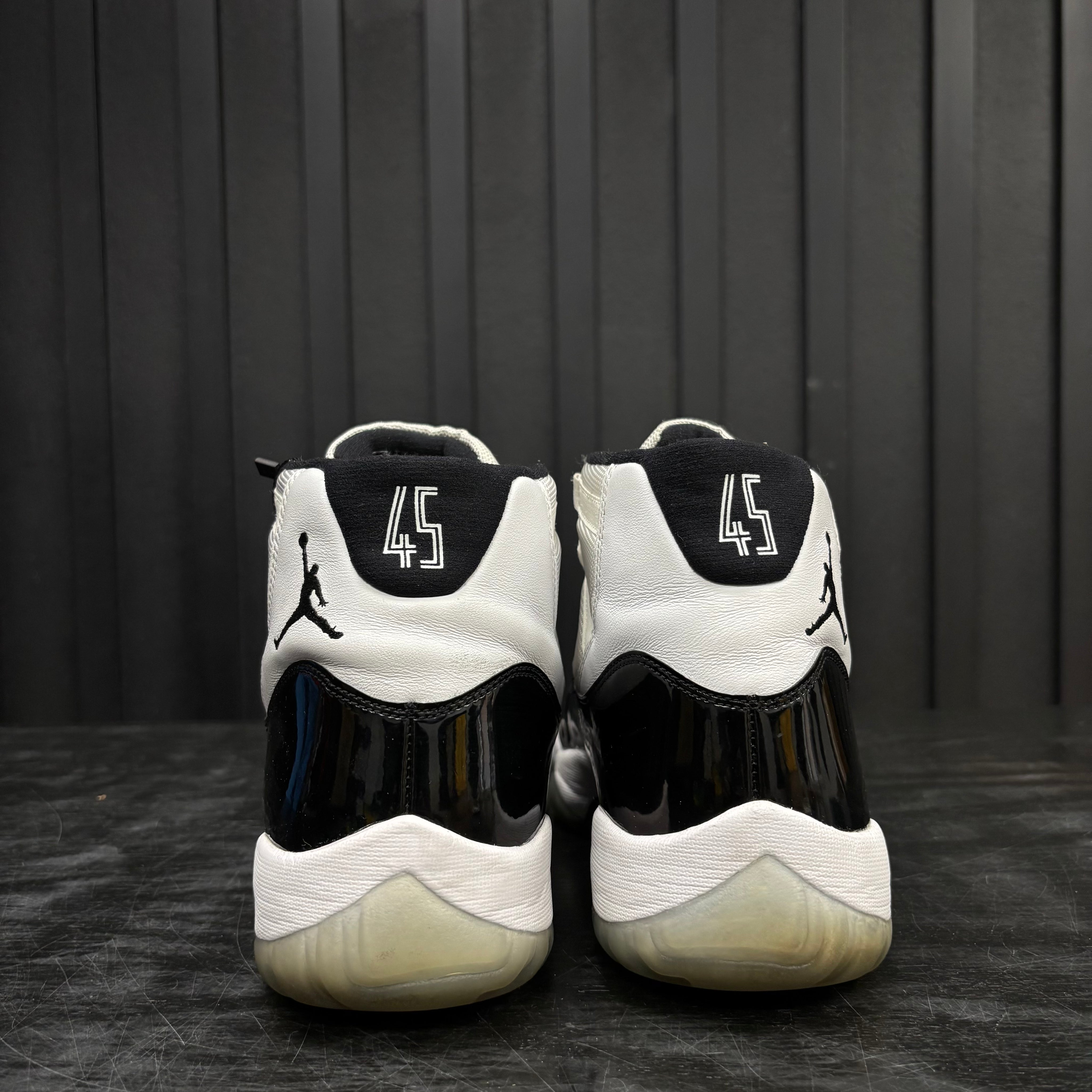 Jordan 11 Retro Concord (2018) - Used - 4418