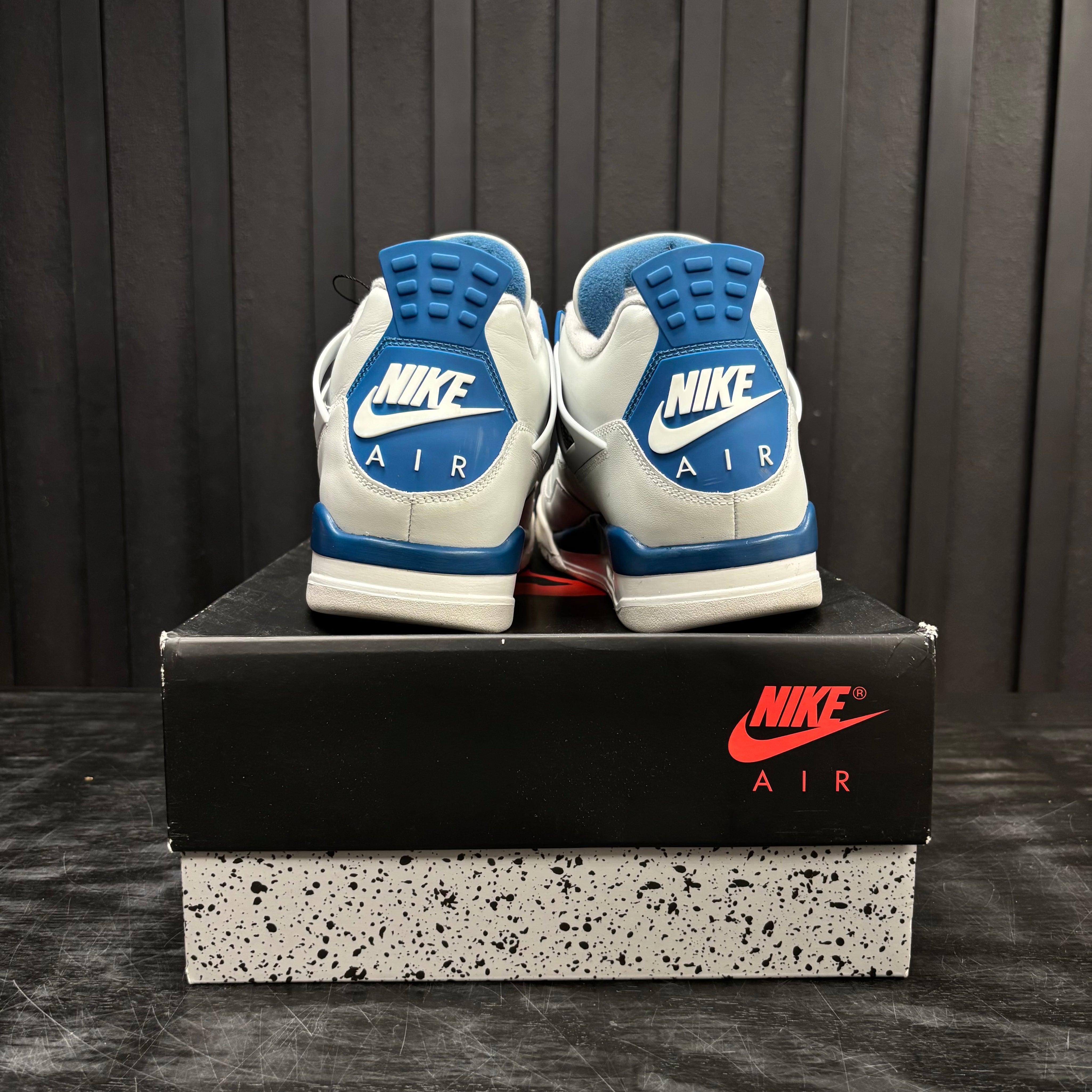 Jordan 4 Retro Military Blue (2024) - Used - 4420
