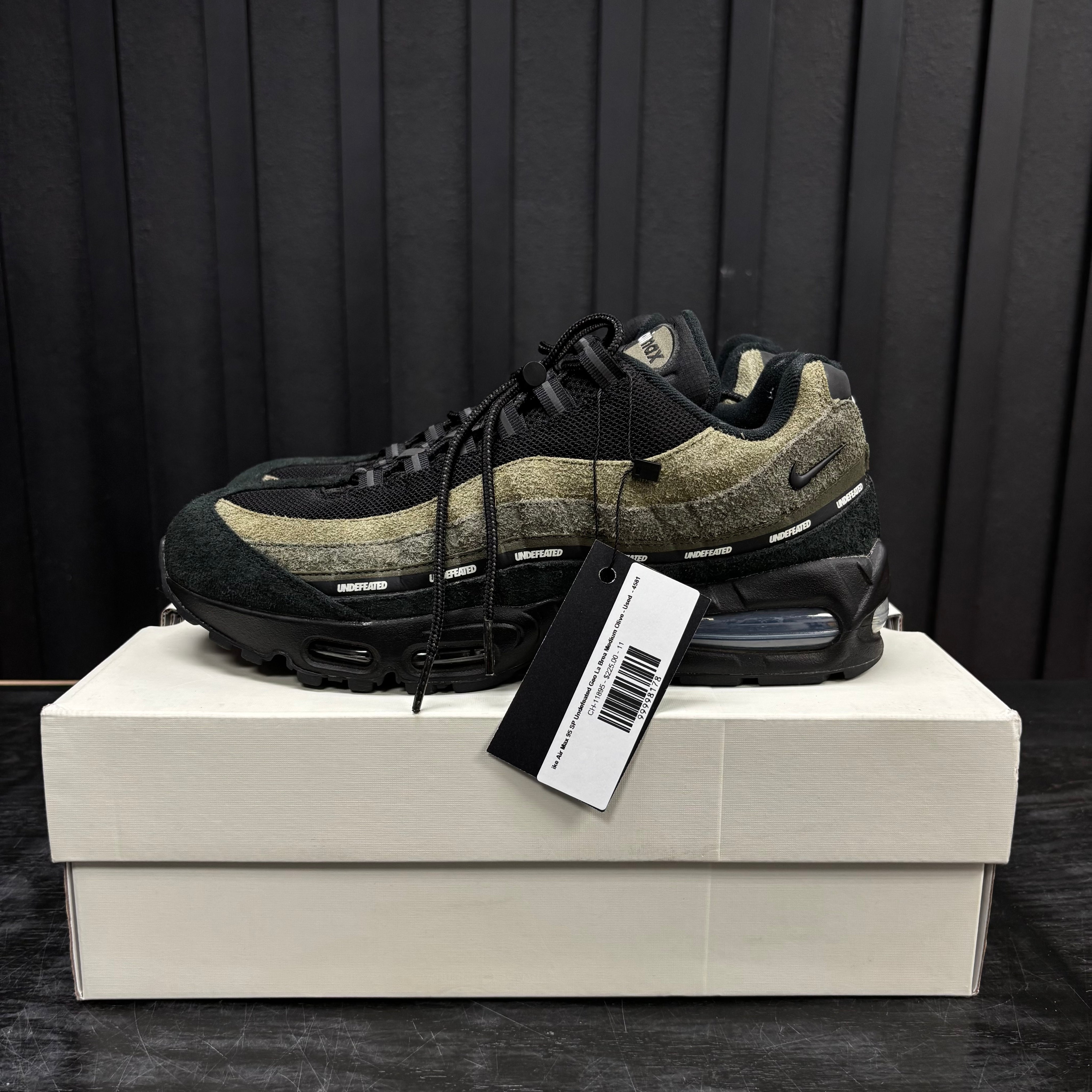 Nike Air Max 95 SP Undefeated Geo La Brea Medium Olive - Used  - 4581