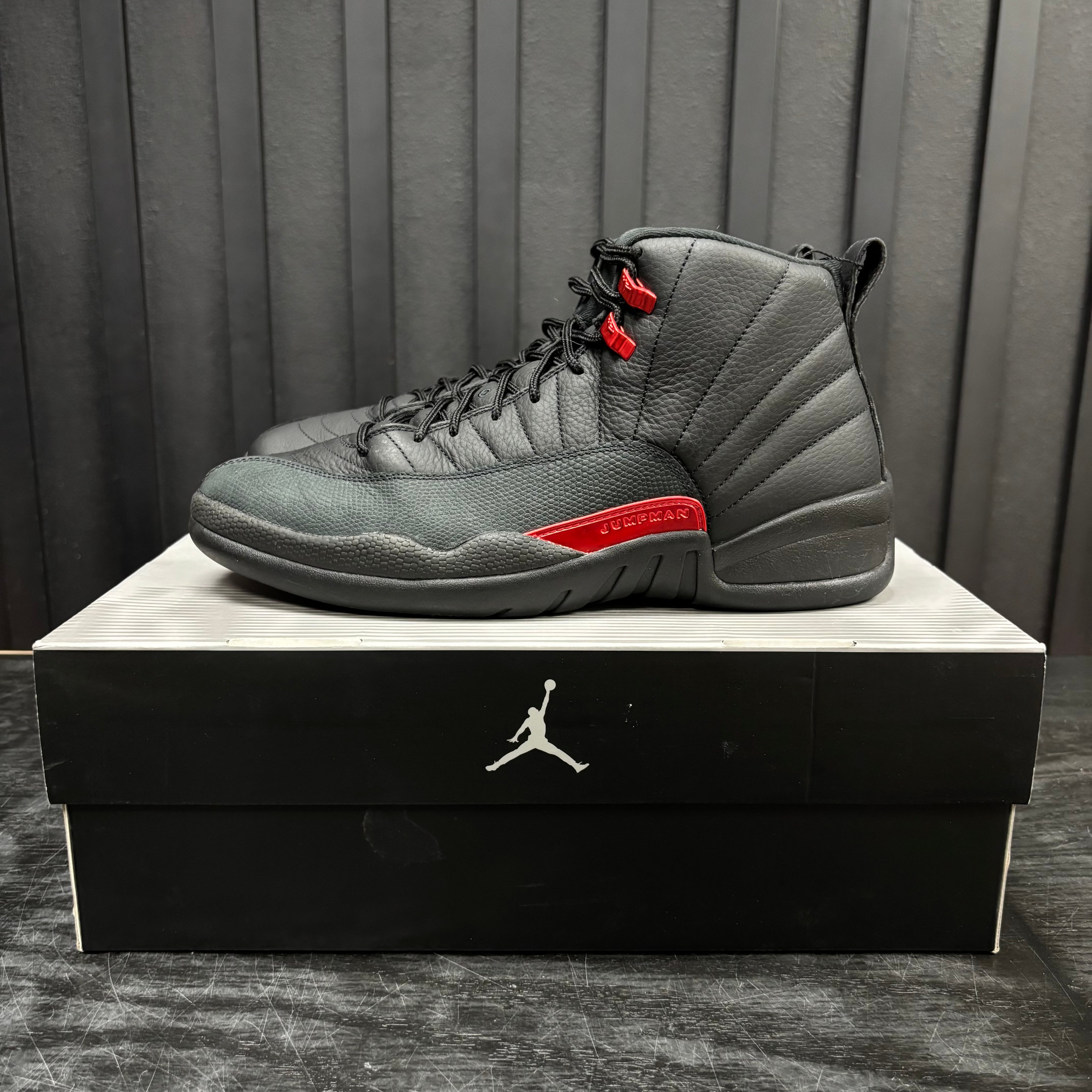 Jordan 12 Retro Bloodline - Used - 3966
