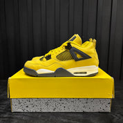 Jordan 4 Retro Lightning (2021) - Used - 4426
