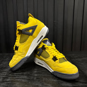 Jordan 4 Retro Lightning (2021) - Used - 4426