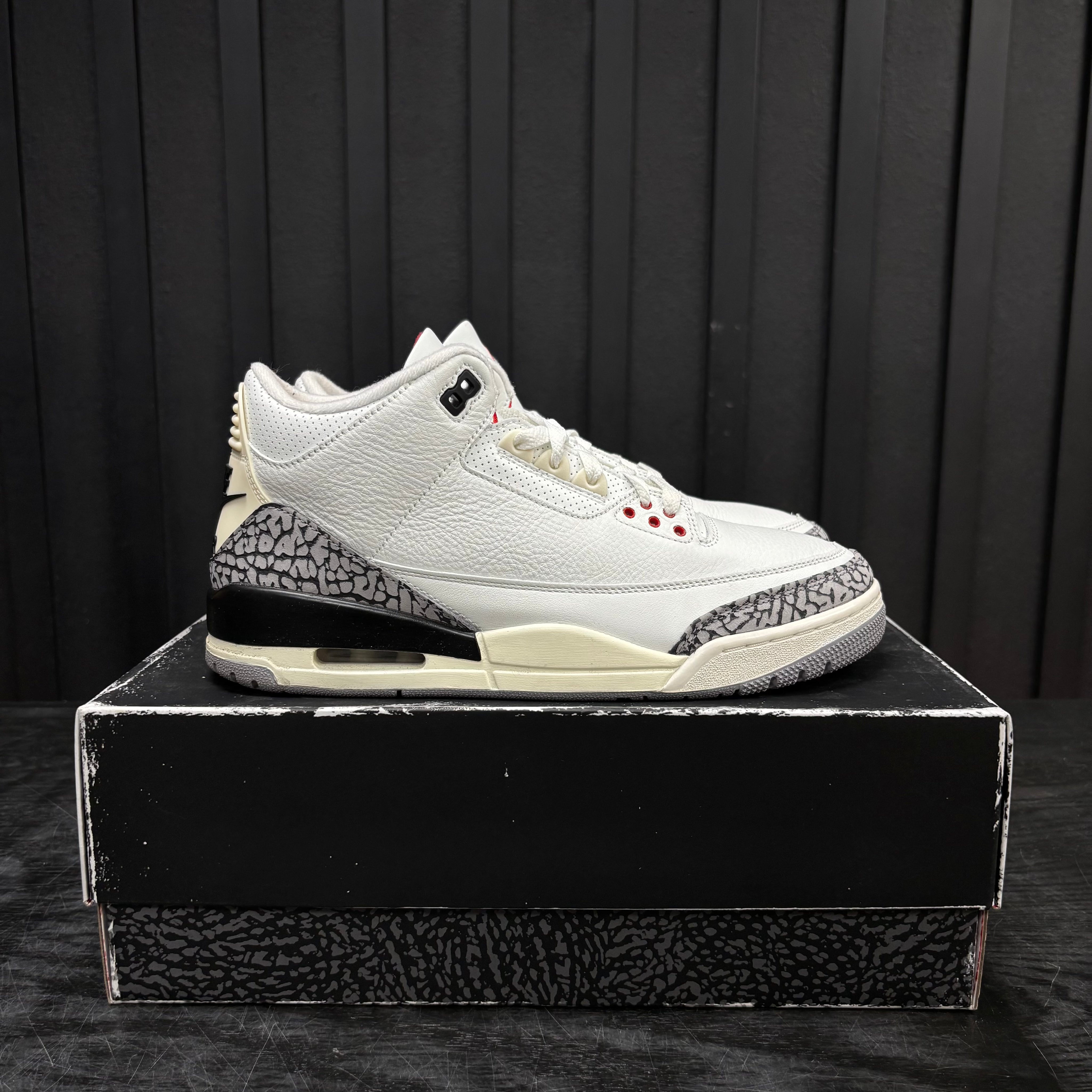 Jordan 3 Retro White Cement Reimagined - Used - 4549
