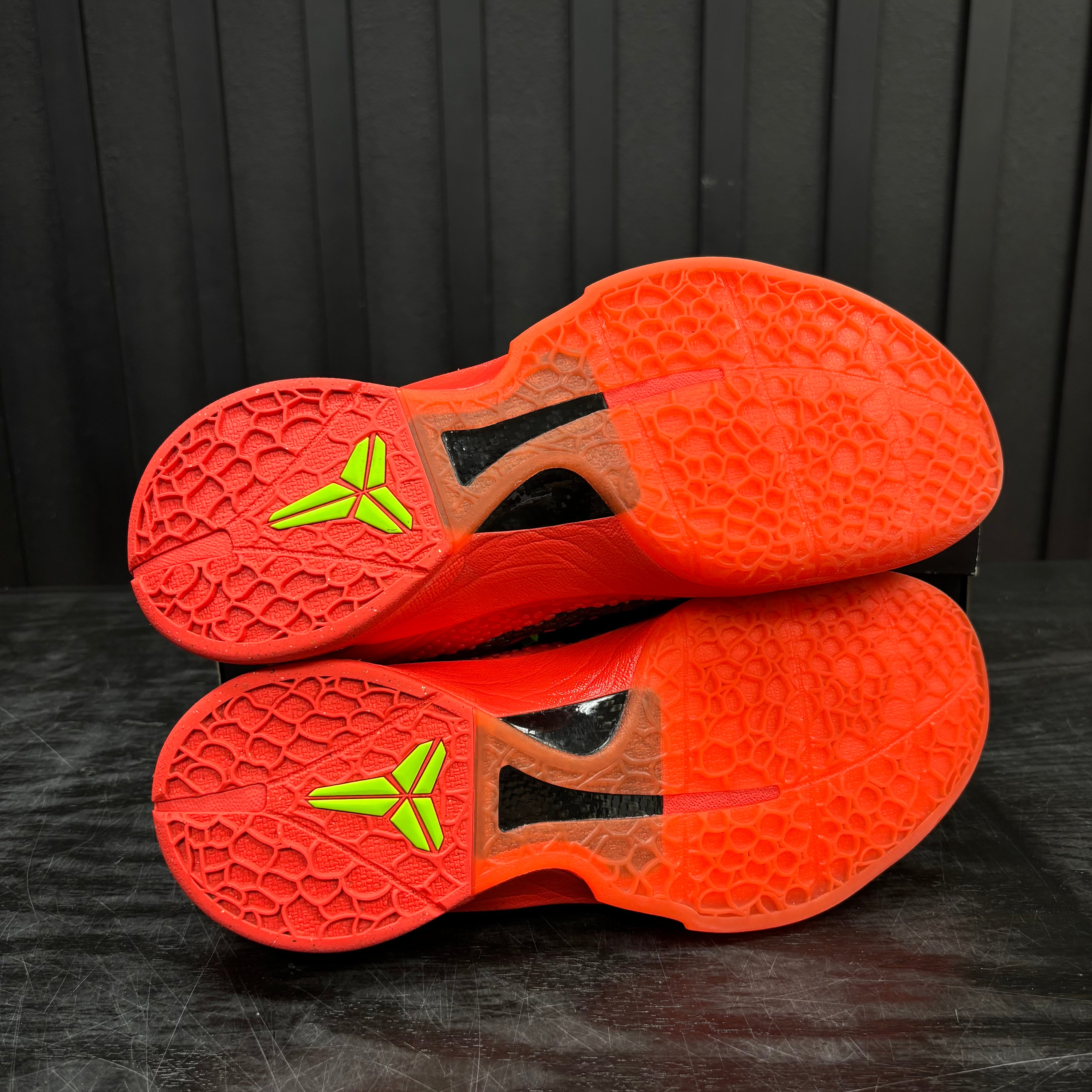 Nike Kobe 6 Protro Reverse Grinch - Used - 3996