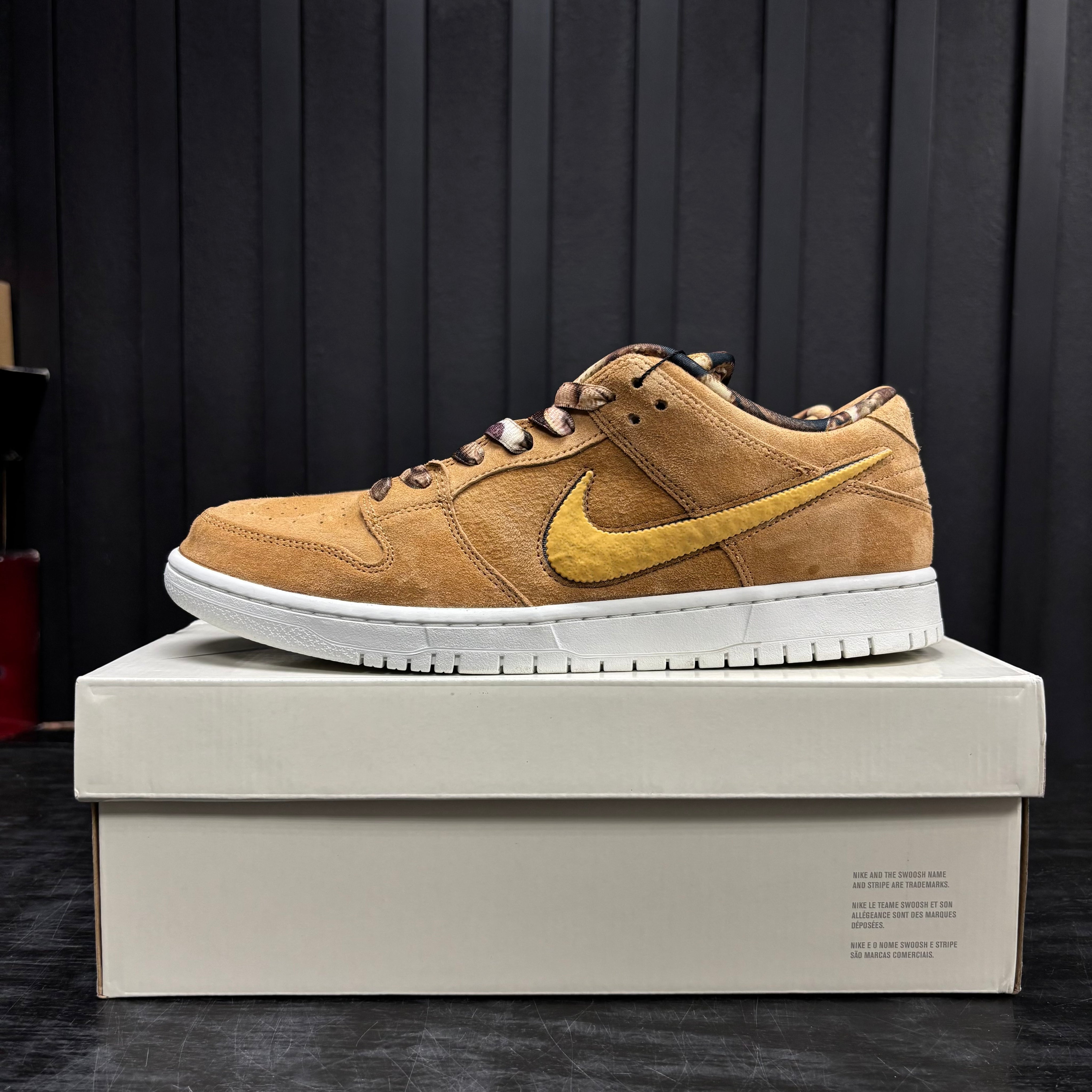 Nike SB Dunk Low Pro NOTE Shop Manchester Brew and Biscuits - Used - 4605