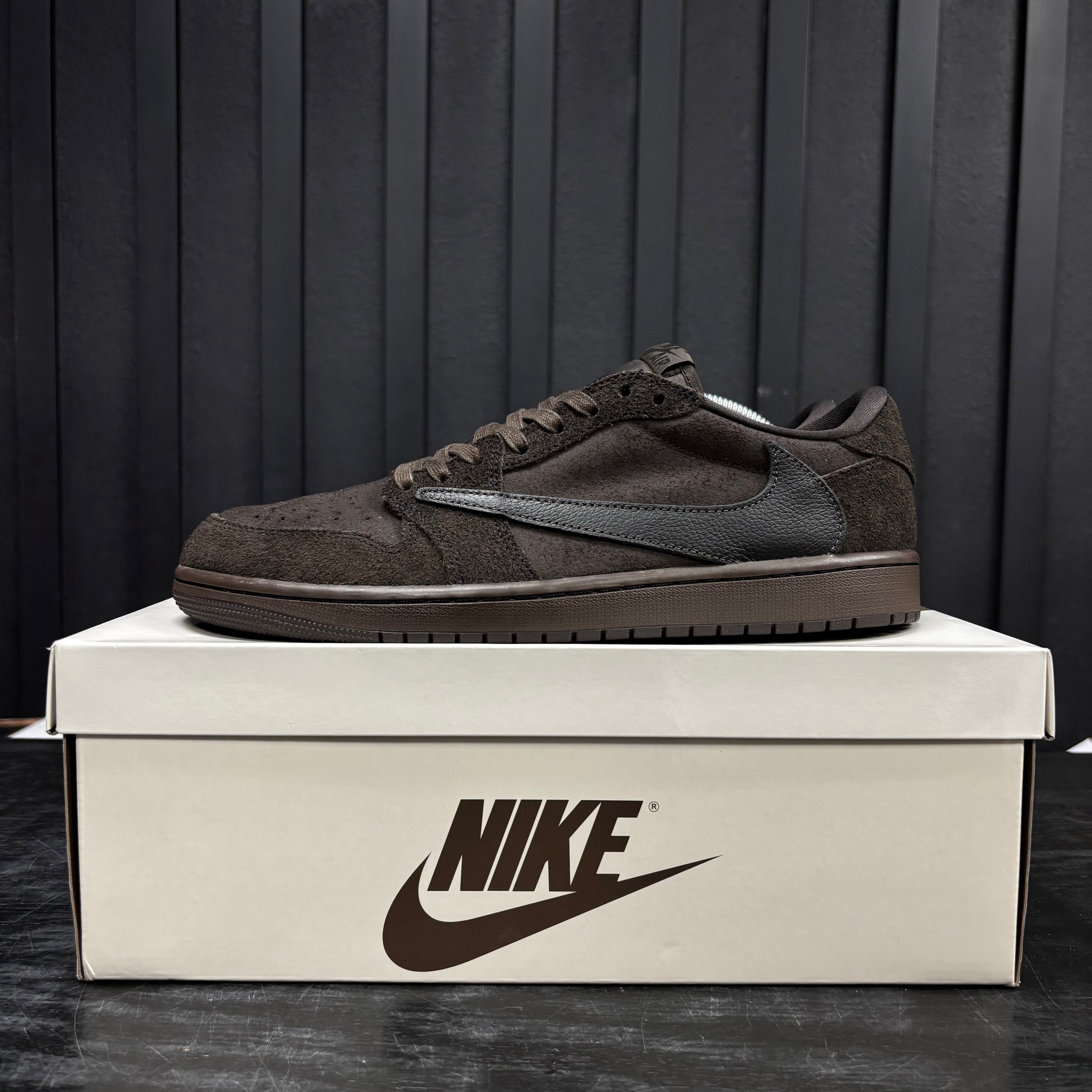 Jordan 1 Retro Low OG SP Travis Scott Velvet Brown - Used - 4617